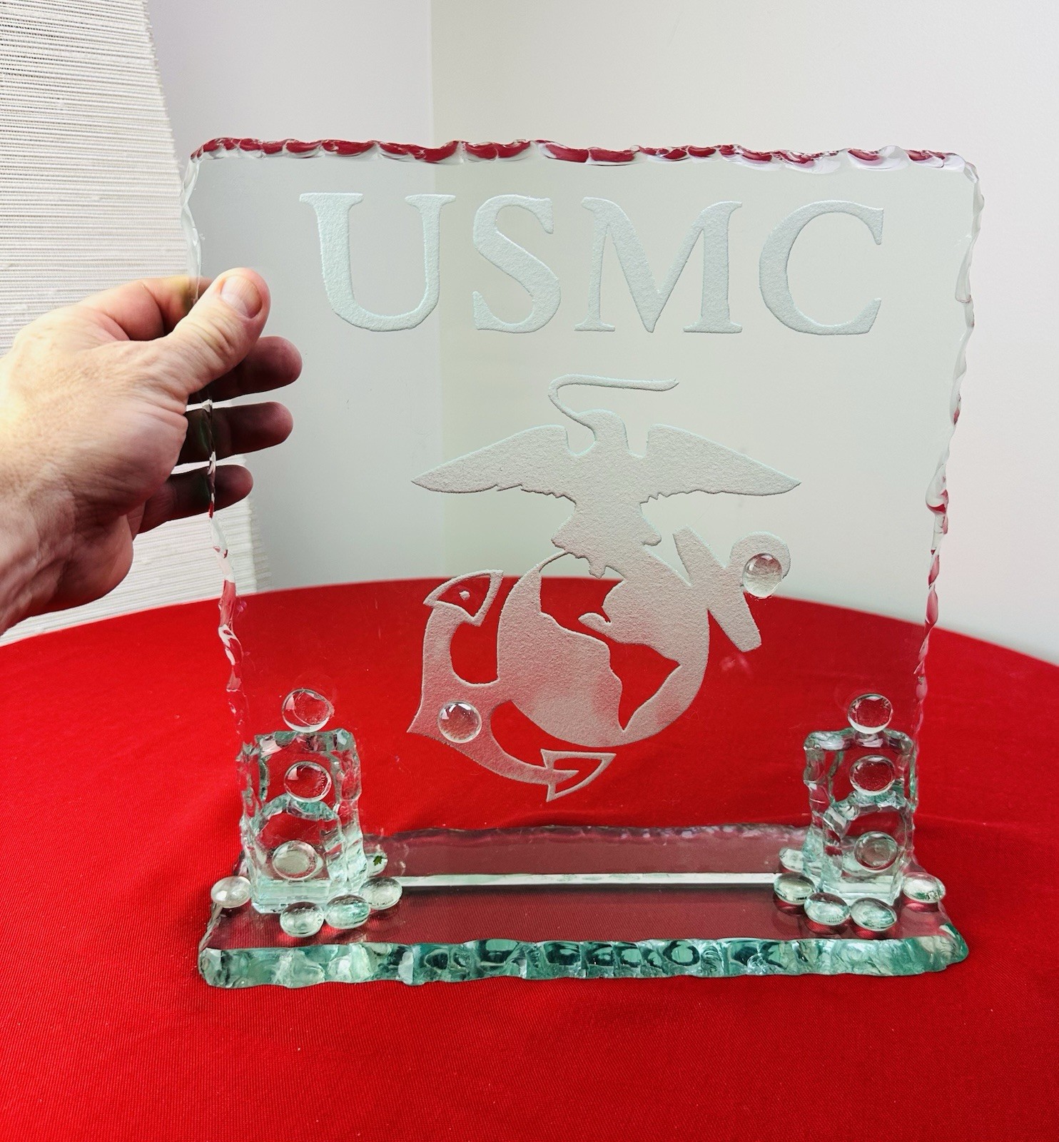 VTG USMC Etched Glass Stand Marine Corps EGA Eagle Large 13x13” Army Display VTG USMC Etched Glass Stand Marine Corps EGA Eagle Large 13x13” Army Display
