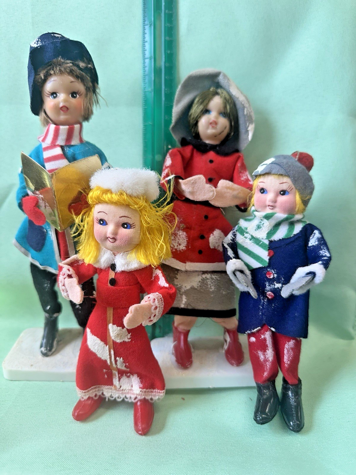 Set of 4 Vintage Woolco Mica Caroler Figures Dolls Ornament Felt Christmas Japan Set of 4 Vintage Woolco Mica Caroler Figures Dolls Ornament Felt Christmas Japan