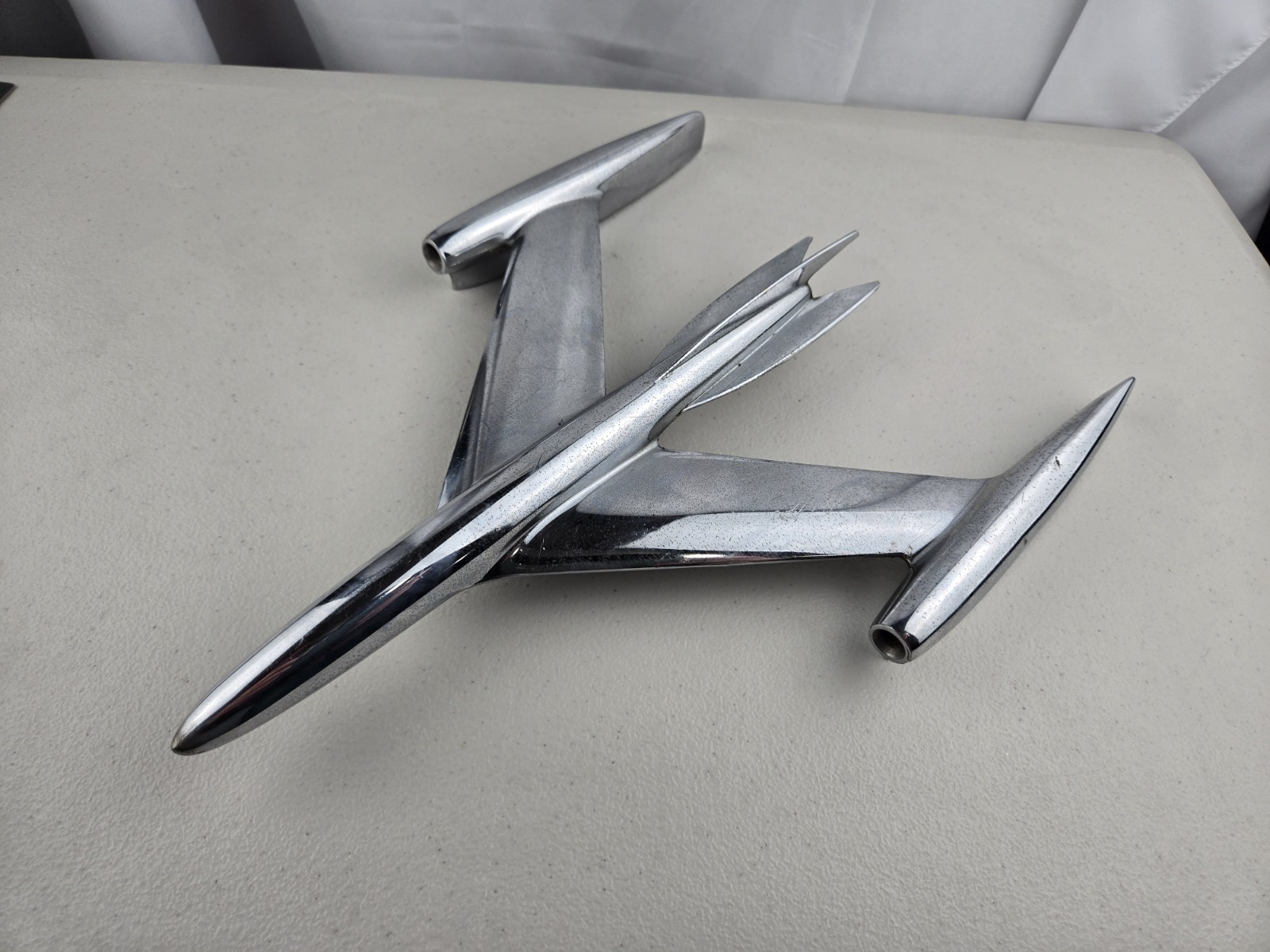VTG 1953 or 1954 Oldsmobile Jet Airplane Metal Hood Ornament 562715 Heavy USA VTG 1953 or 1954 Oldsmobile Jet Airplane Metal Hood Ornament 562715 Heavy USA