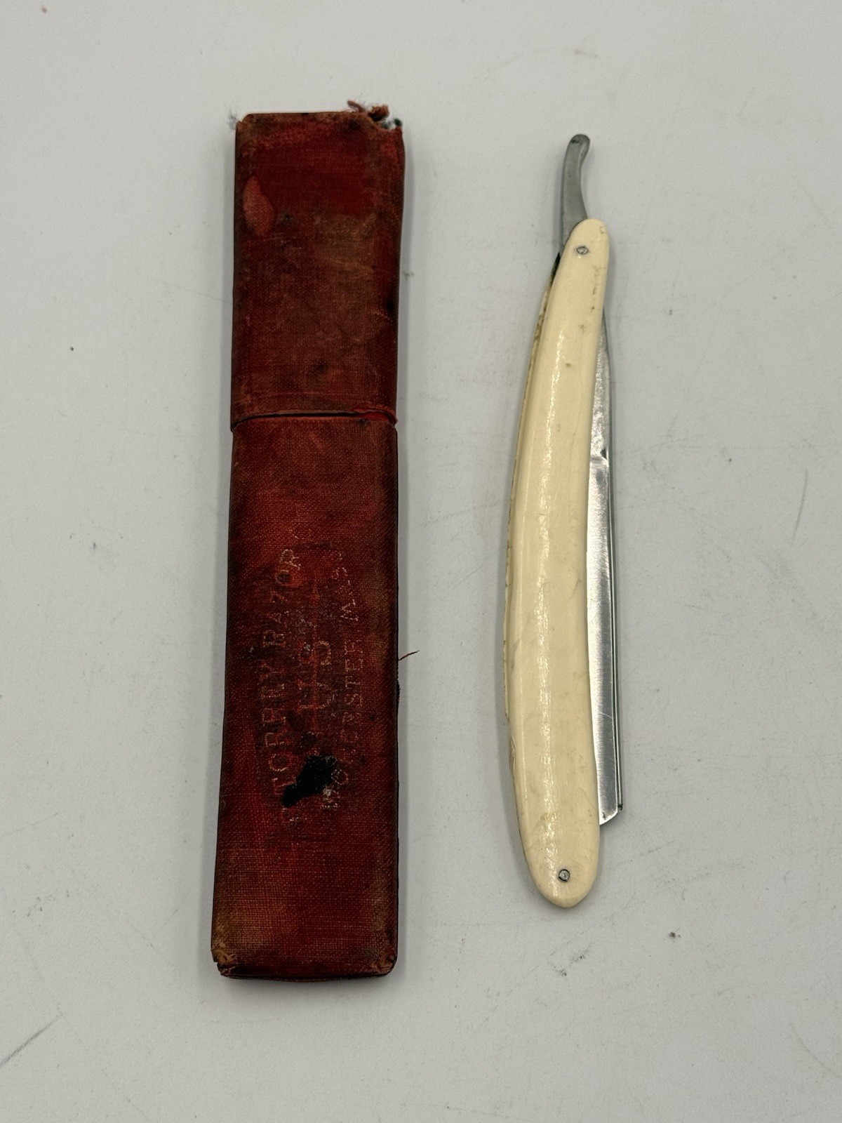 Antique J.R. Torrey Straight Blade Razor Worchester Mass w/ Orig Box Antique J.R. Torrey Straight Blade Razor Worchester Mass w/ Orig Box
