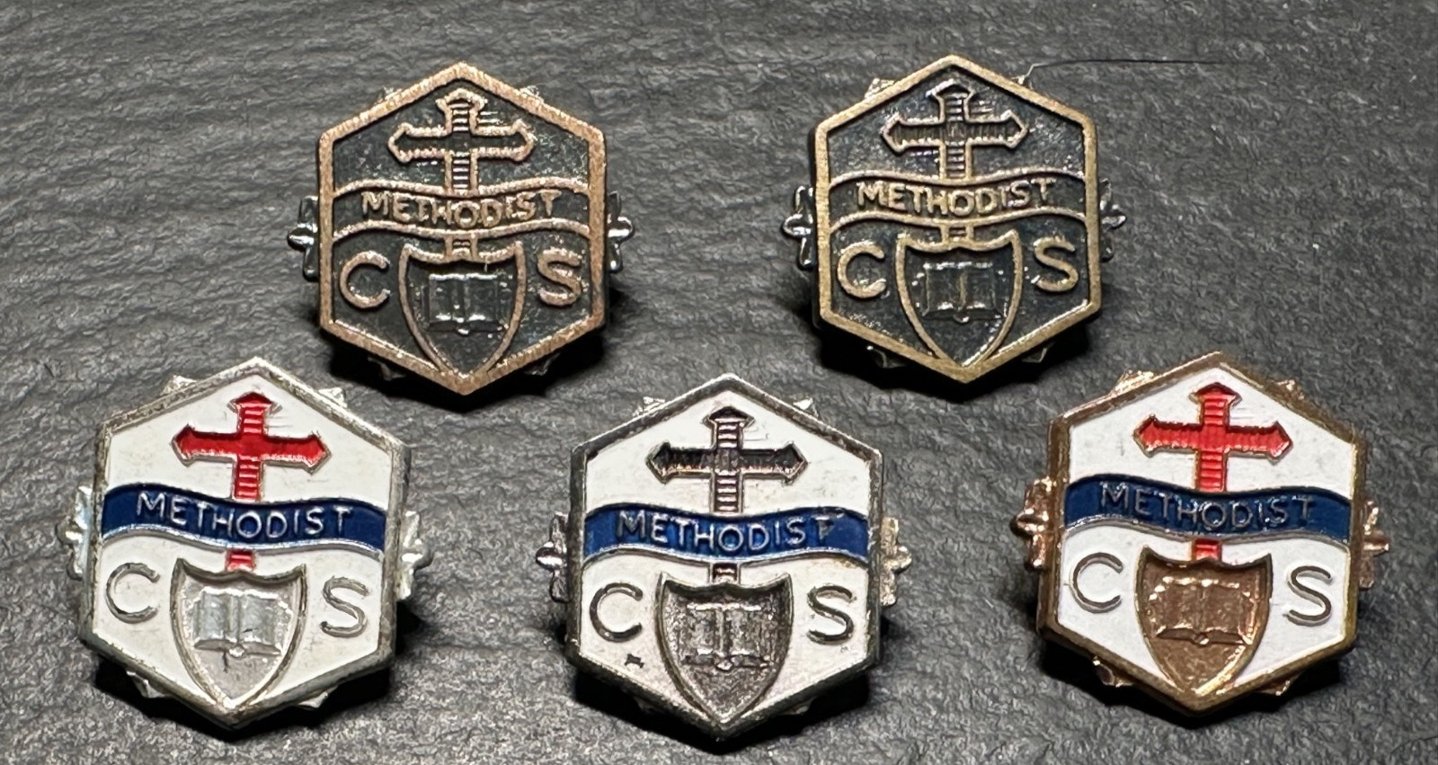 5 VINTAGE METHODIST CHURCH CS PINS I612 5 VINTAGE METHODIST CHURCH CS PINS I612