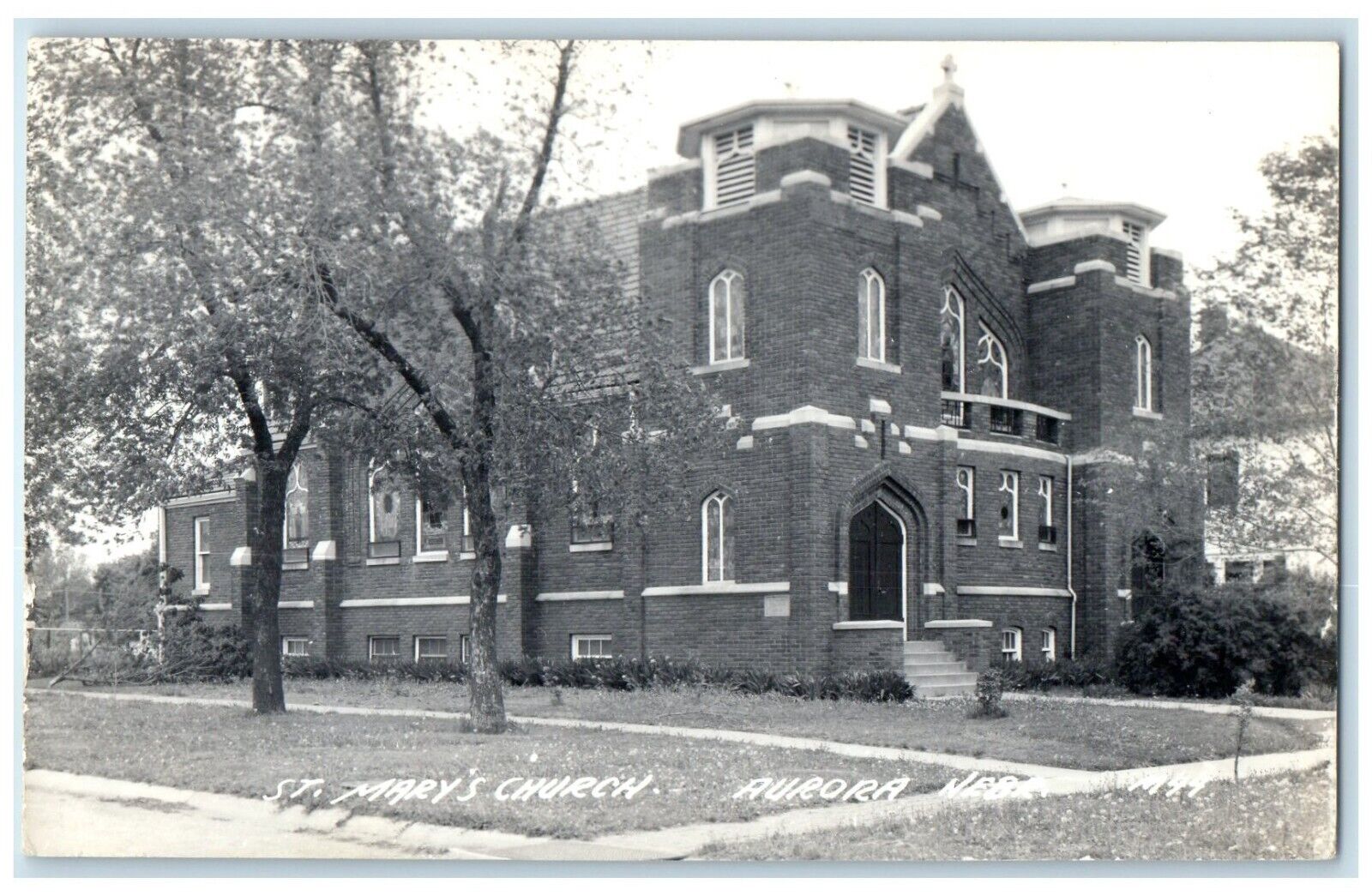 c1940\'s St. Mary\'s Church Scene Street Aurora Nebraska NE RPPC Photo Postcard