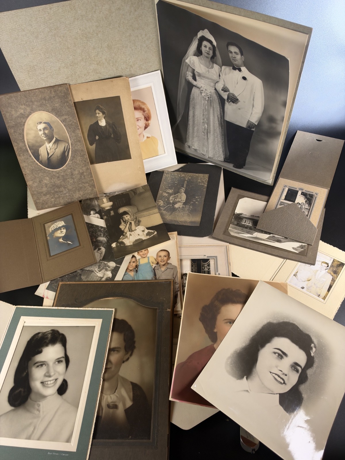 Lot of 20 antique and vintage photos-early to mid 1900's Lot of 20 antique and vintage photos-early to mid 1900's