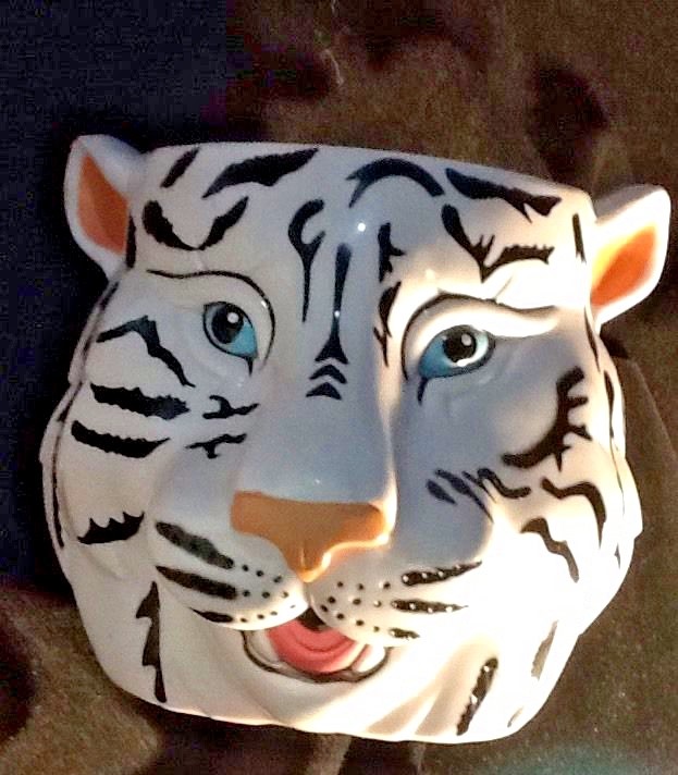 Ringling Brothers The Greatest Show on Earth 2002 CIRCUS TIGER CUP NEW WITH TAG Ringling Brothers The Greatest Show on Earth 2002 CIRCUS TIGER CUP NEW WITH TAG