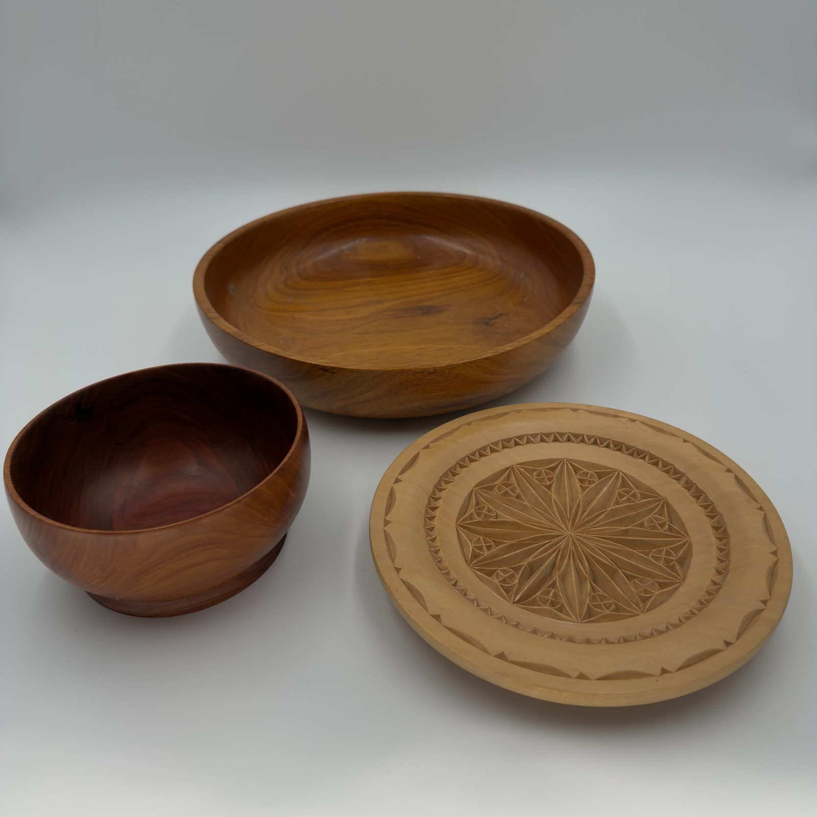 Lot of 3 Hand Turned Wooden Bowls by Don Reeser Signed Folk Art Wood Carved NC Lot of 3 Hand Turned Wooden Bowls by Don Reeser Signed Folk Art Wood Carved NC