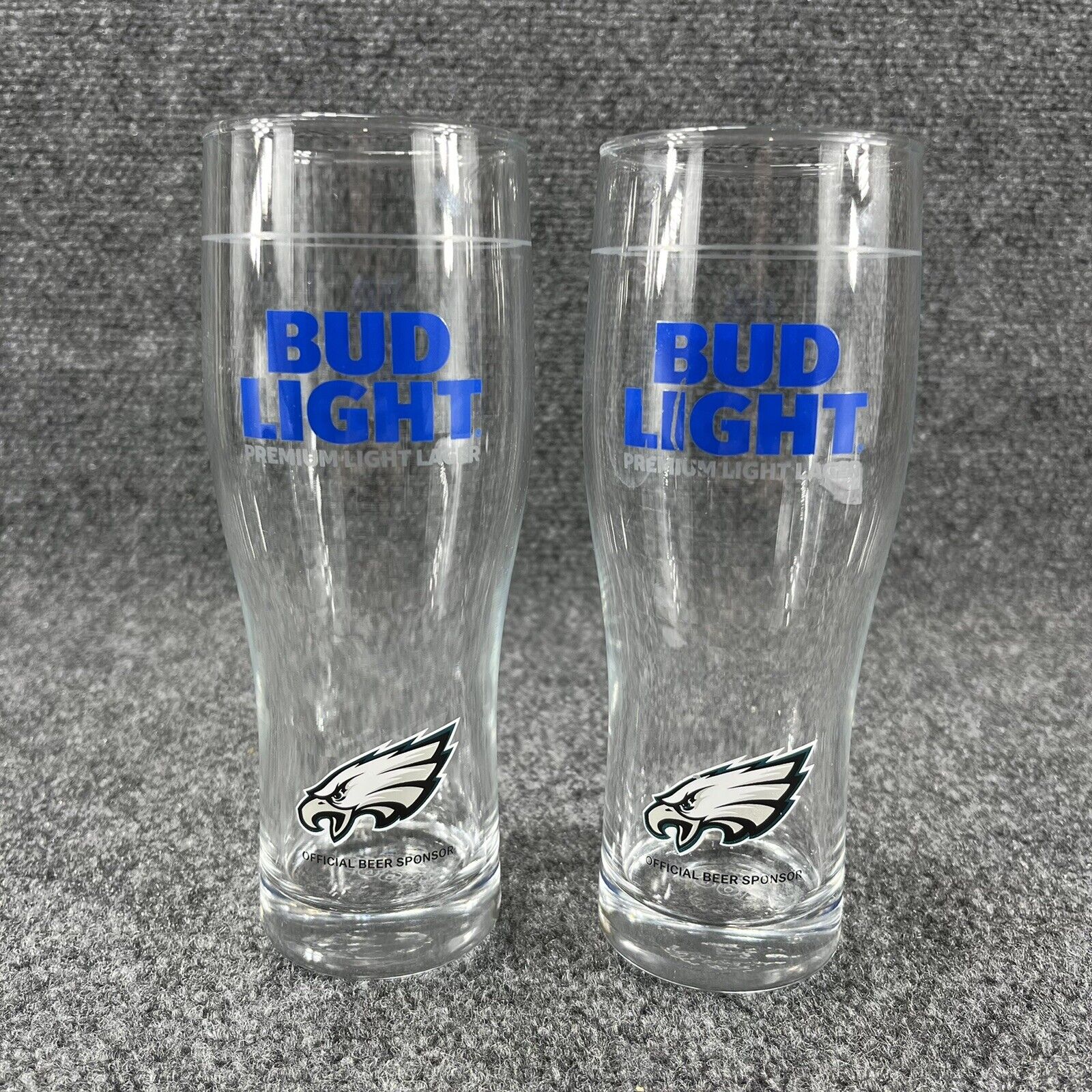 NFL Philadelphia Eagles Bud Light Tall Beer Pilsner Glass Football 1982 Set of 2