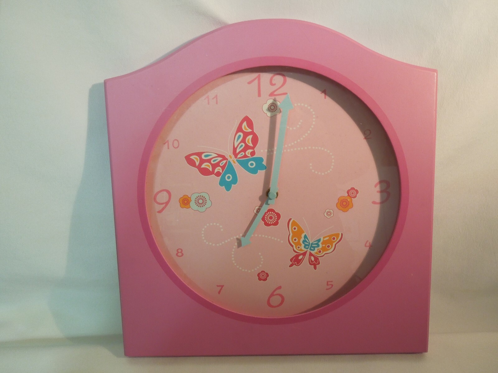 Large Pink Wood Wall Clock Butterfly Design Quartz Movement Over 12\ Large Pink Wood Wall Clock Butterfly Design Quartz Movement Over 12\