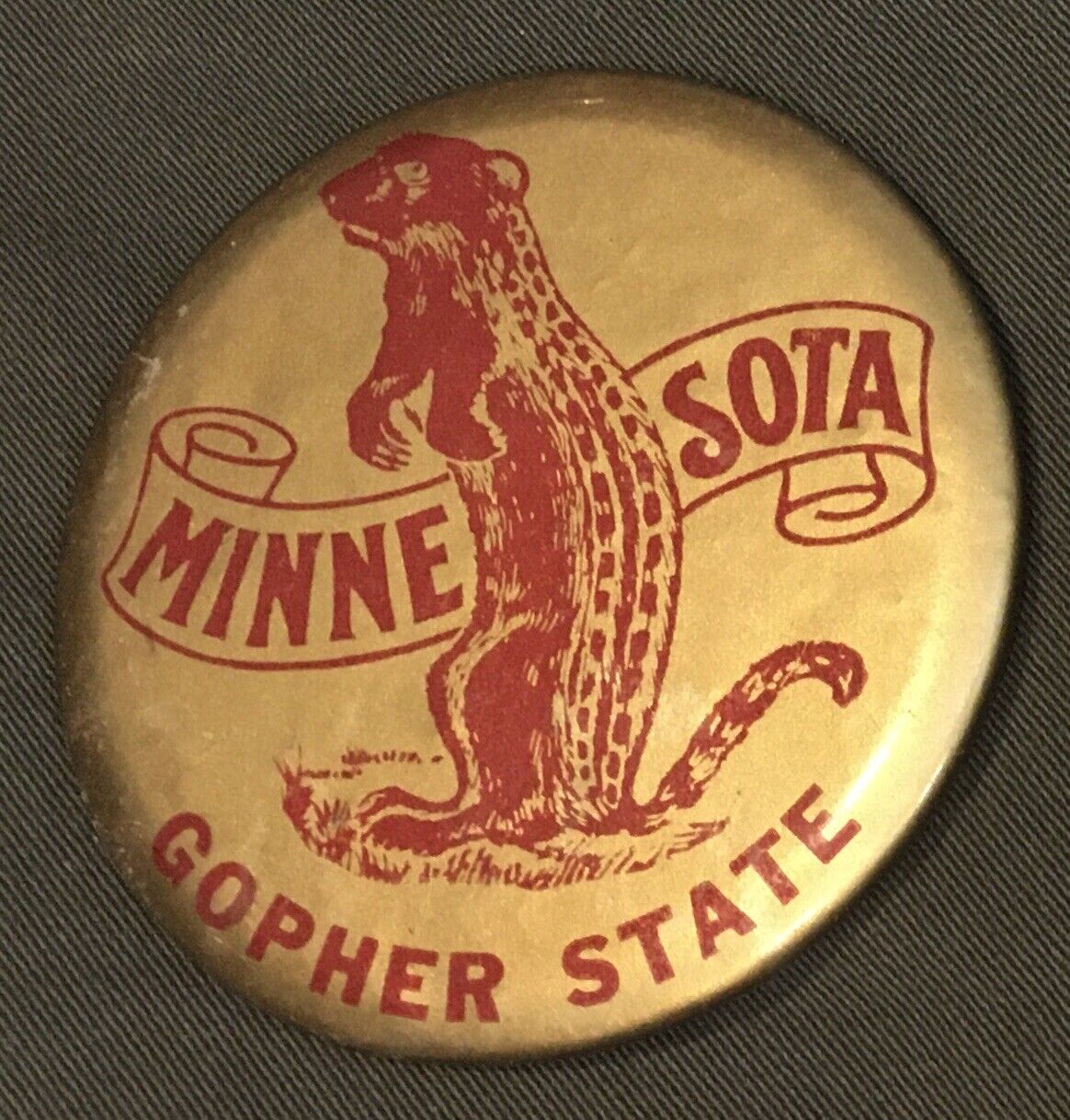 Vintage Minnesota Gopher State Pinback Button 2 15/16” Across Gold Colored