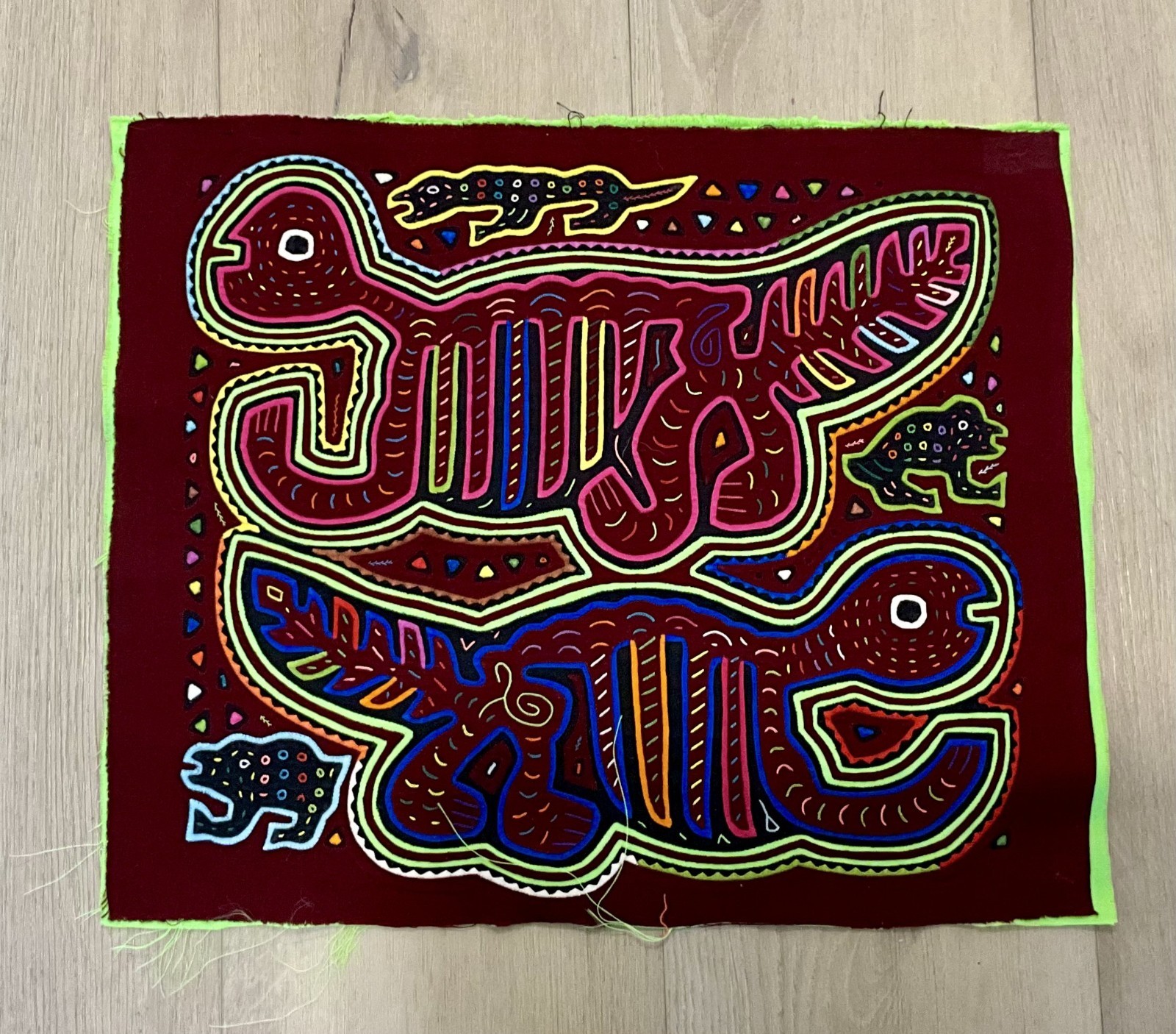 Vintage Guna Kuna Mola Panama Birds Animals Applique Folk Art Textile Wine MINT Vintage Guna Kuna Mola Panama Birds Animals Applique Folk Art Textile Wine MINT