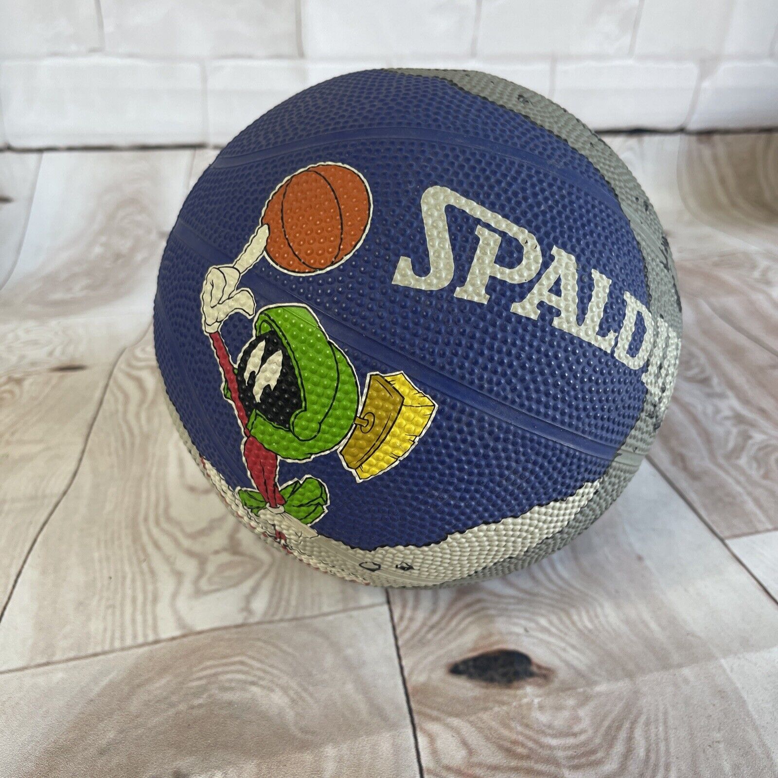 Vintage 1996 Spadling Basketball \