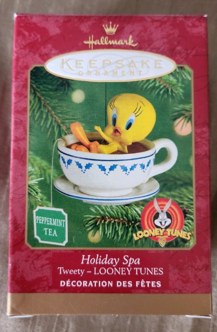 2001 Hallmark Keepsake Ornament Tweety Looney Tunes 2001 Hallmark Keepsake Ornament Tweety Looney Tunes
