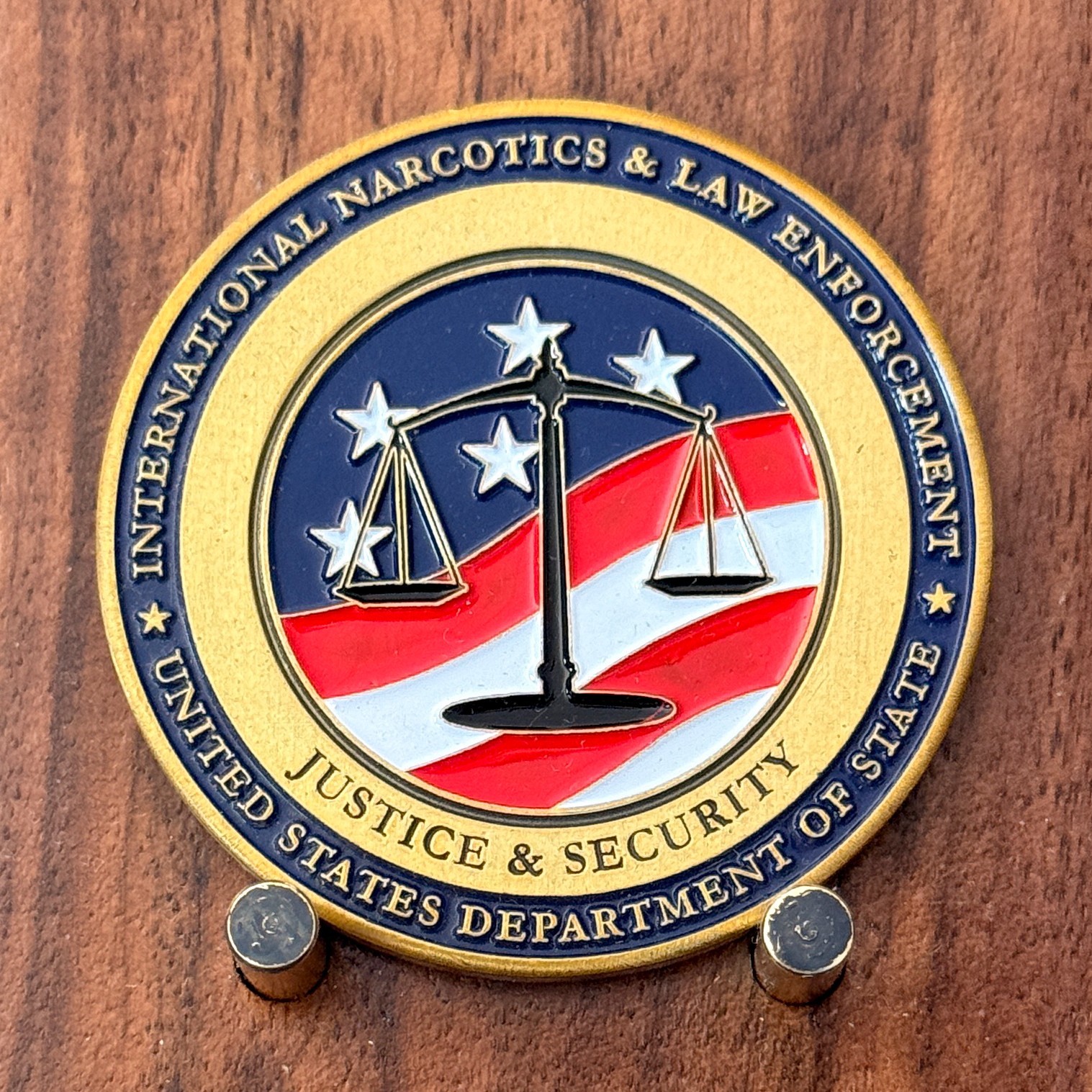 US DOS International Narcotics Law Enforcement Buenos Aires Challenge Coin W#24 US DOS International Narcotics Law Enforcement Buenos Aires Challenge Coin W#24