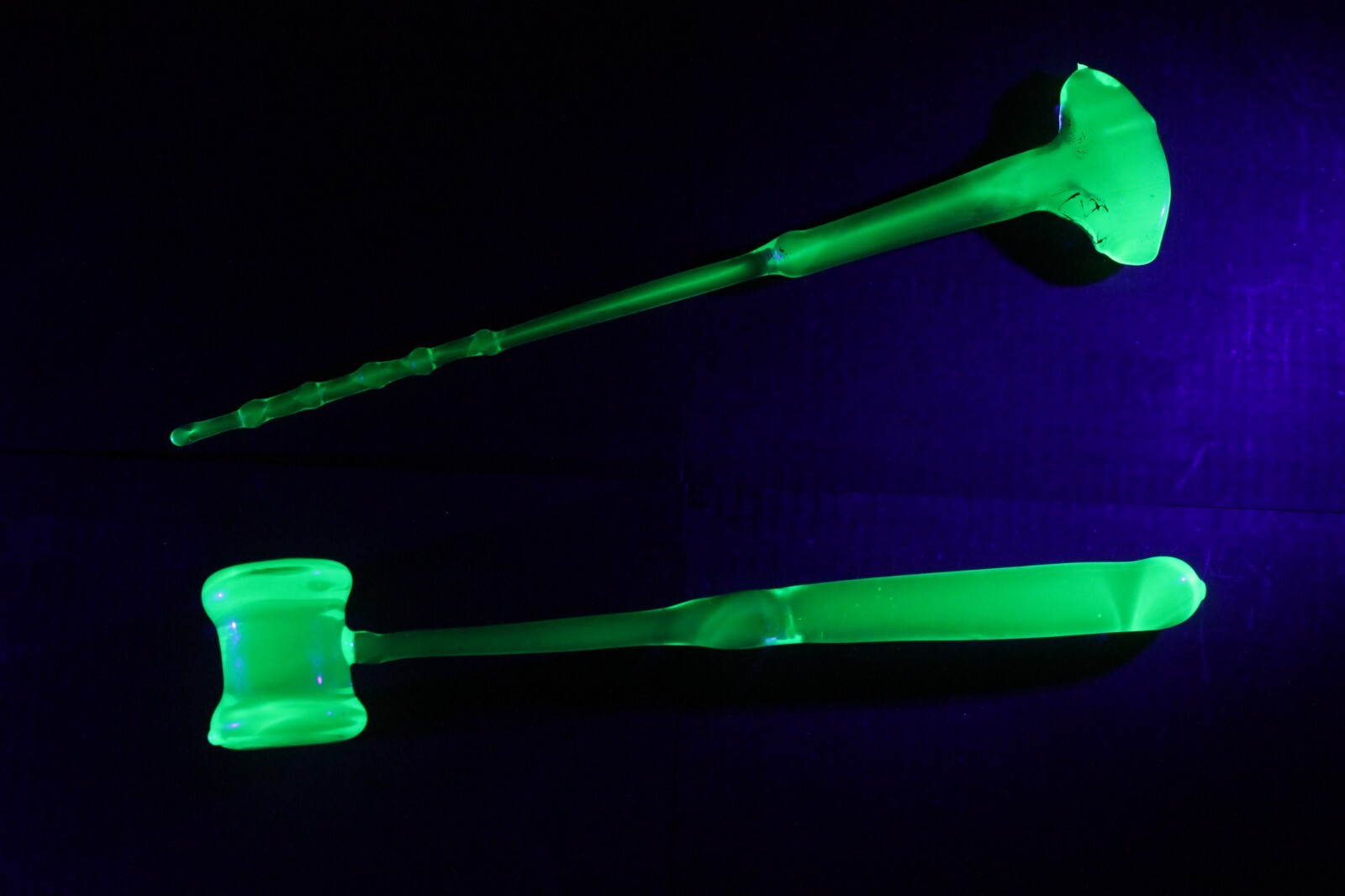 Handcrafted Uranium Glass Lobotomy Set – Glows Neon Green Under UV
