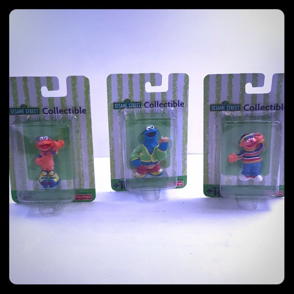 Vintage 2001 Sesame Street Collectibles 3 Figures New Original Packaging Vintage 2001 Sesame Street Collectibles 3 Figures New Original Packaging