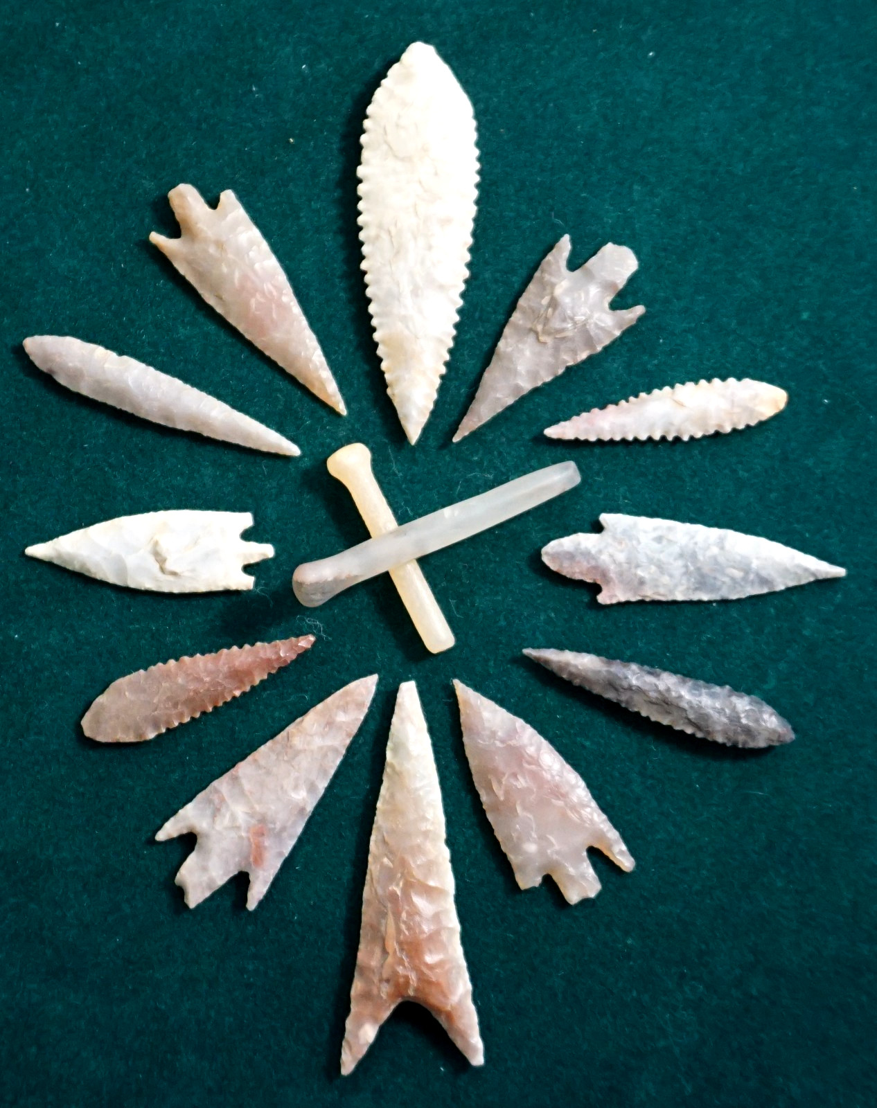 Awesome Group of High End Arrowheads * Saharan Neolithic *The Best of The Best * Awesome Group of High End Arrowheads * Saharan Neolithic *The Best of The Best *