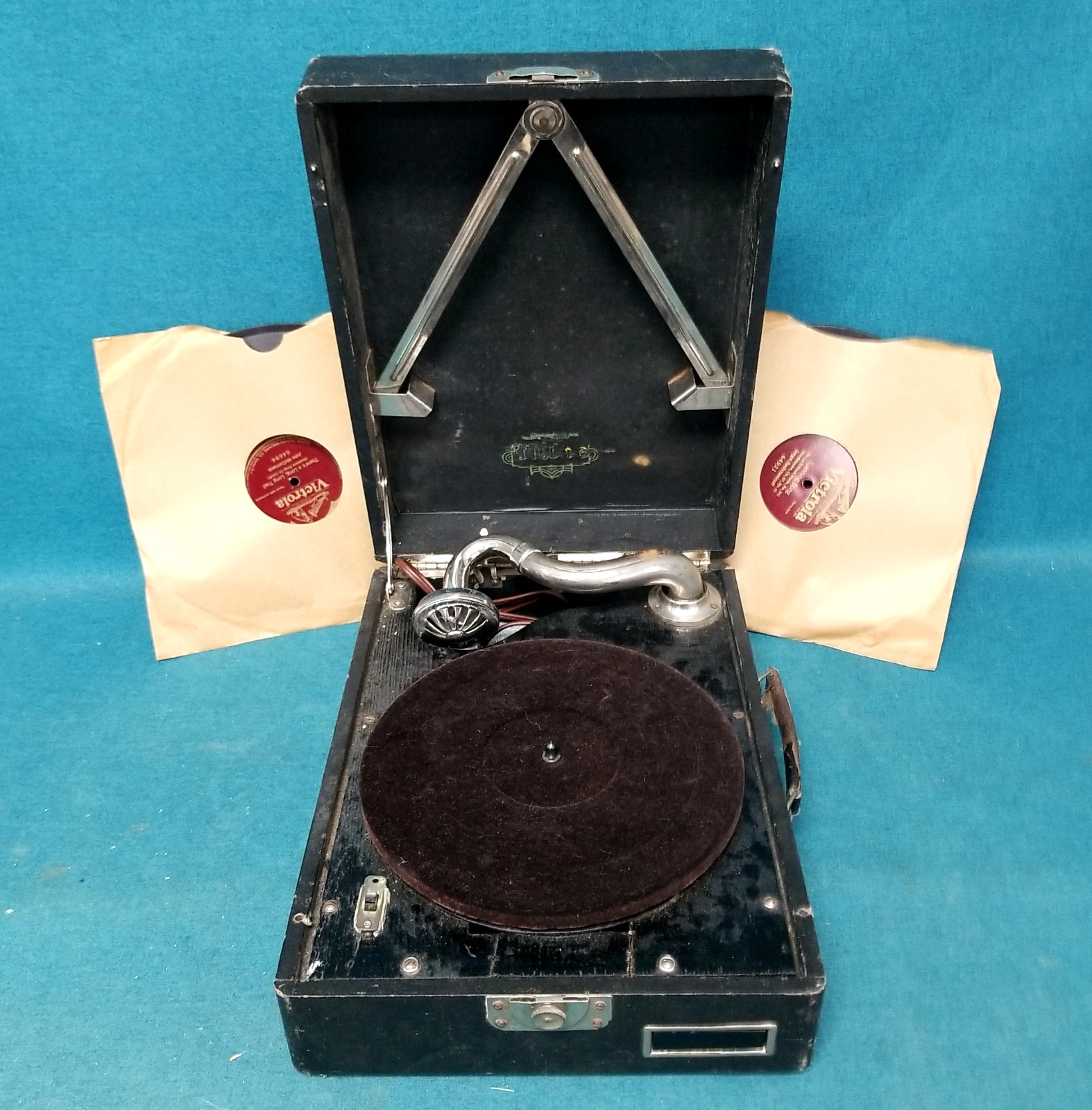 ANTQ Superior Mico Suitcase Record Player WORKS 78RPM Mic in Arm Transitional