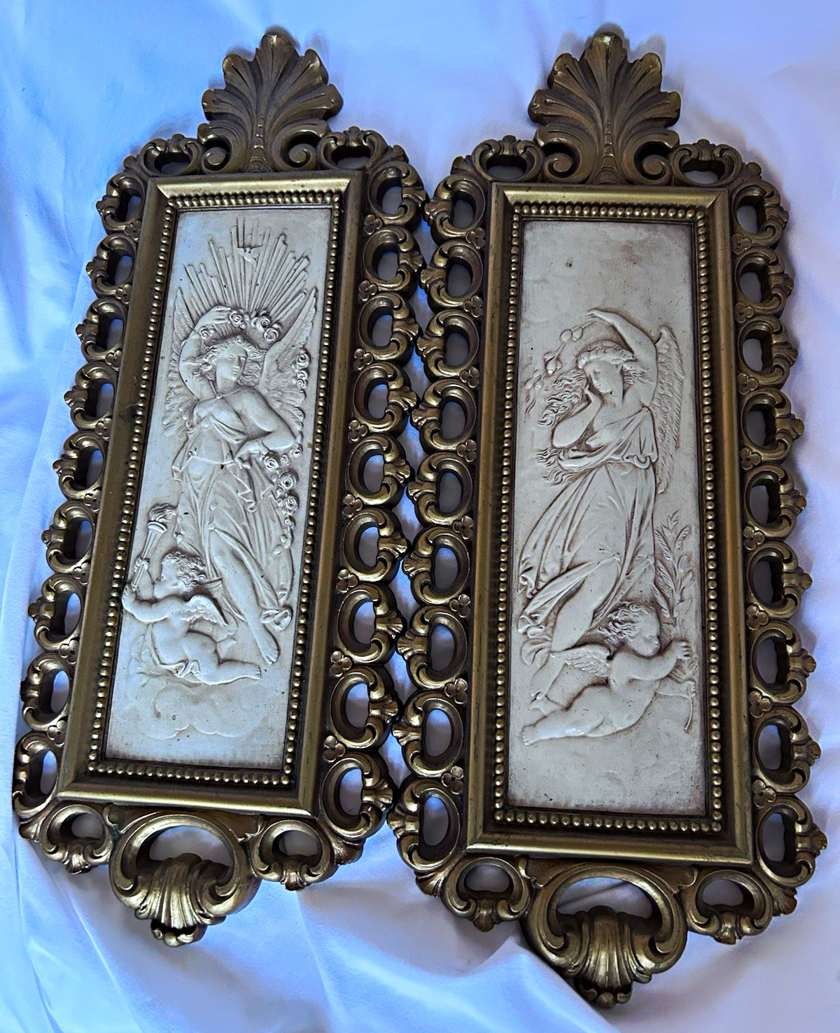 1971 Homco 2 Pair Ornate Greek Goddess Wall Plaques Gold/White Hollywood Regency 1971 Homco 2 Pair Ornate Greek Goddess Wall Plaques Gold/White Hollywood Regency