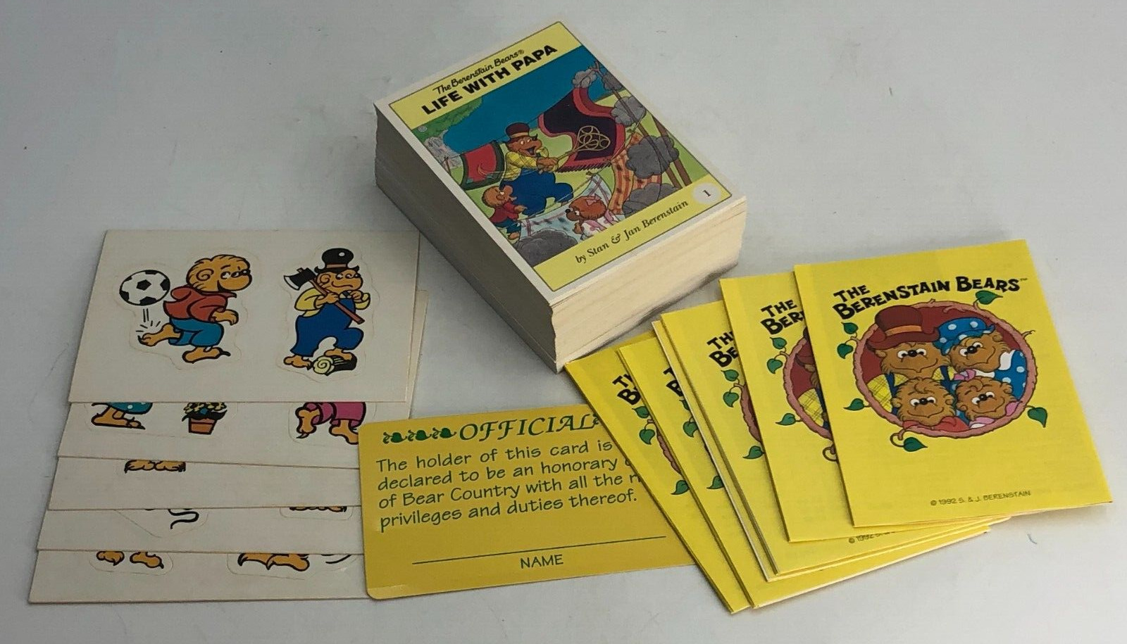 Berenstain Bears 1992 Trading Card 72ct Base Set 5 Sticker Inserts & 6 Mini-Mags