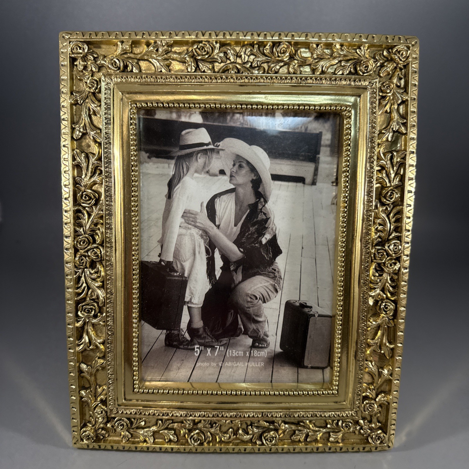 Vintage Ornate Hollywood Regency Style Gold Picture Frame Holds 5”X 7” Picture Vintage Ornate Hollywood Regency Style Gold Picture Frame Holds 5”X 7” Picture