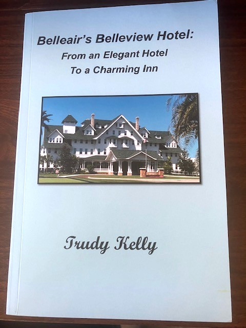Belleair's Belleview Hotel : From an Elegant Hotel to a Charming Inn Belleair's Belleview Hotel : From an Elegant Hotel to a Charming Inn
