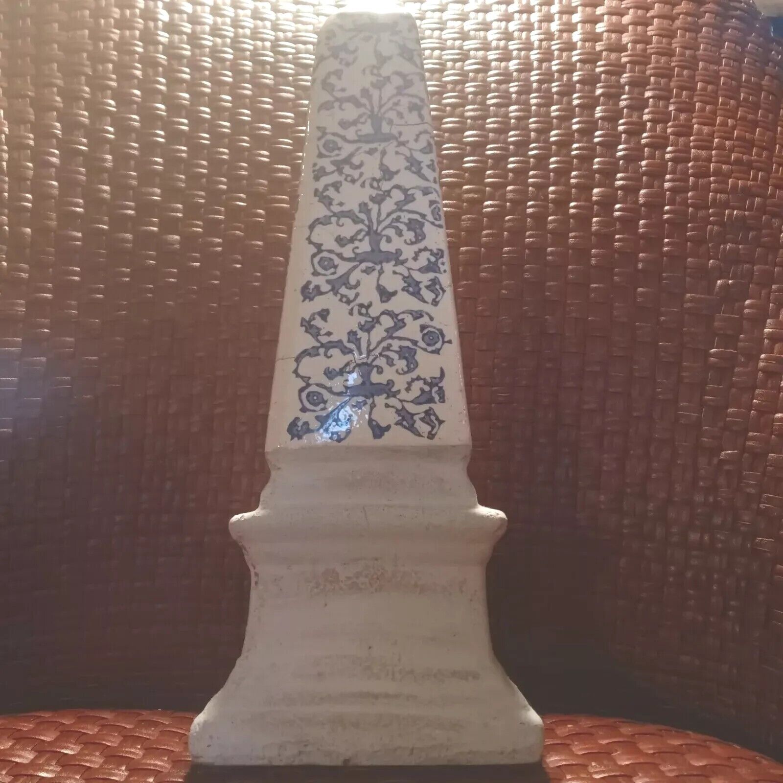 Chinoiserie Pottery Obelisk Blue & White Scrolls Square 5.5\