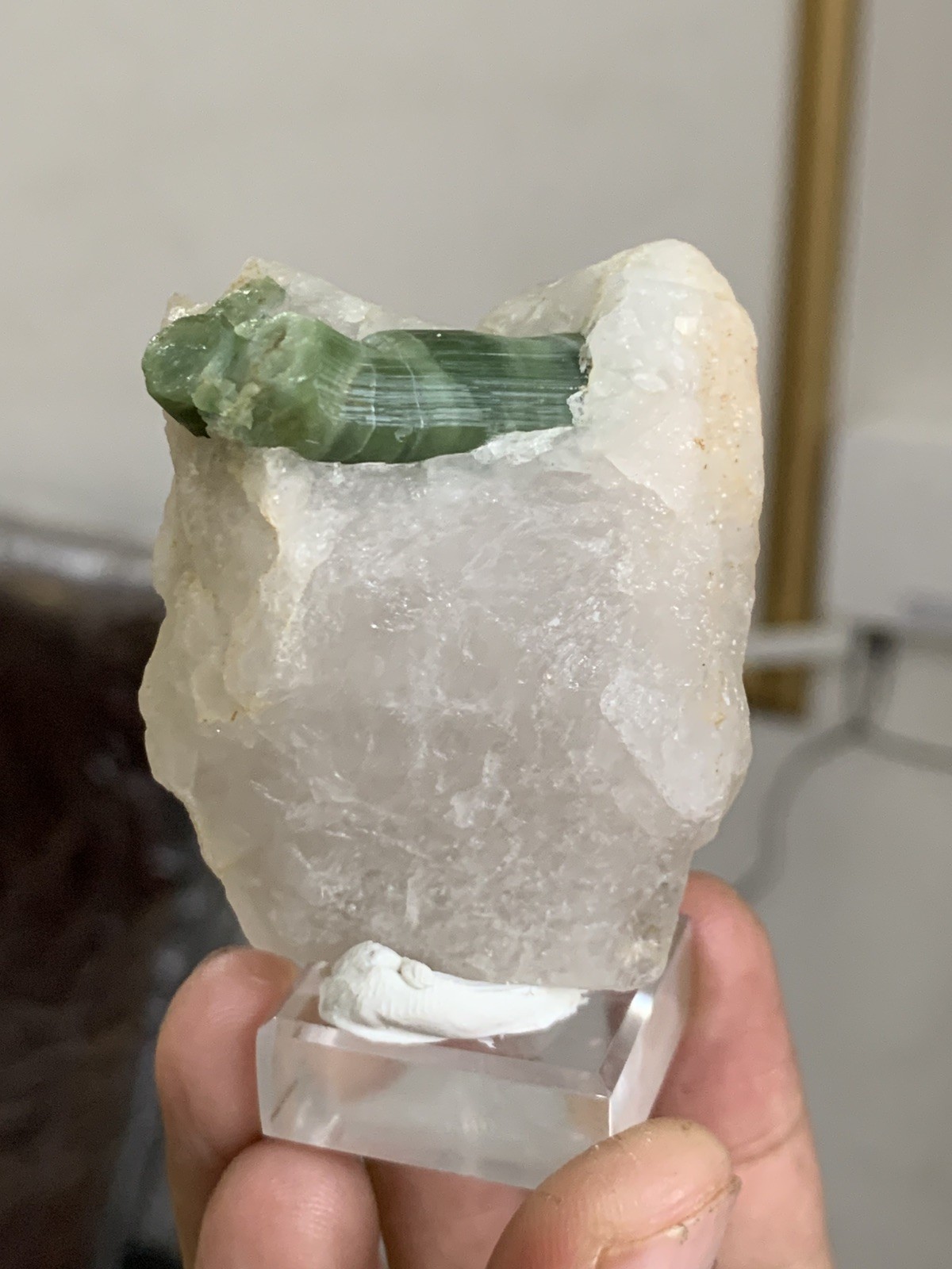 100 grams Green Tourmaline specimen combine Quartz 100 grams Green Tourmaline specimen combine Quartz