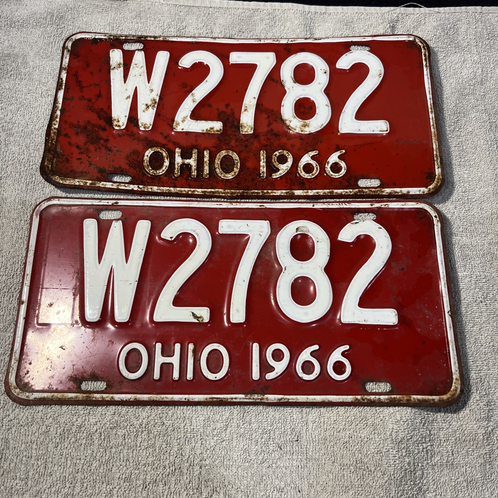 Vintage 1966 Ohio License Plate Pair Matching Set YOM Classic Car W2782 Vintage 1966 Ohio License Plate Pair Matching Set YOM Classic Car W2782