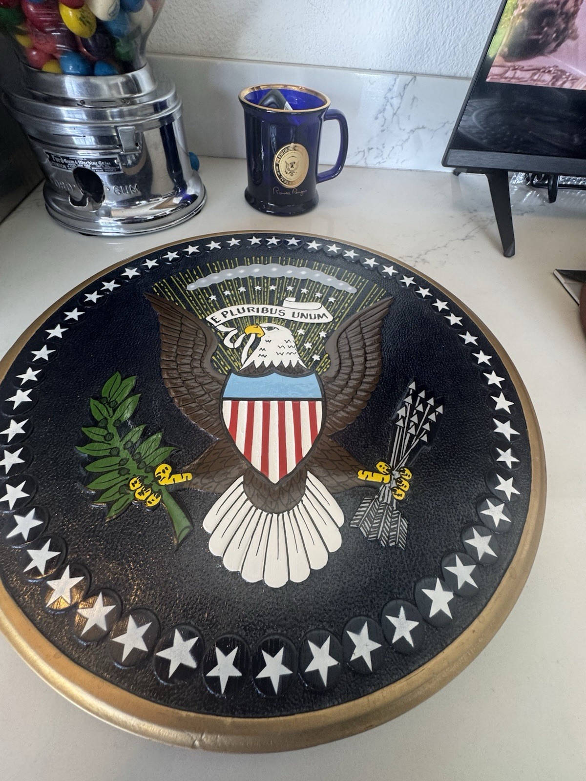 14” Presidential State Seal 14” Presidential State Seal