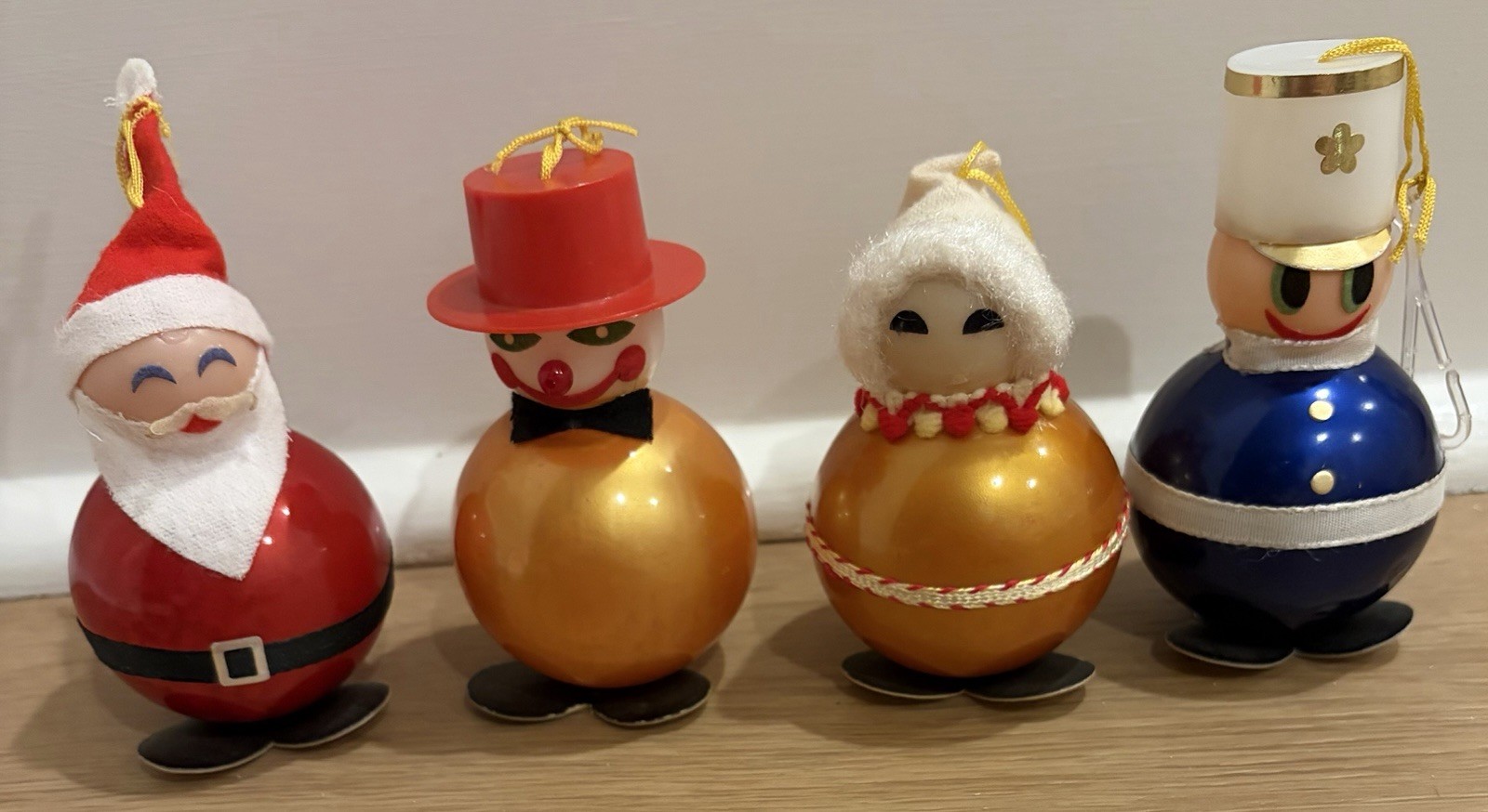 4 Vtg Hong Kong Roly Poly MCM Kitschy Christmas Ornaments Santa Snowman Eskimo 4 Vtg Hong Kong Roly Poly MCM Kitschy Christmas Ornaments Santa Snowman Eskimo