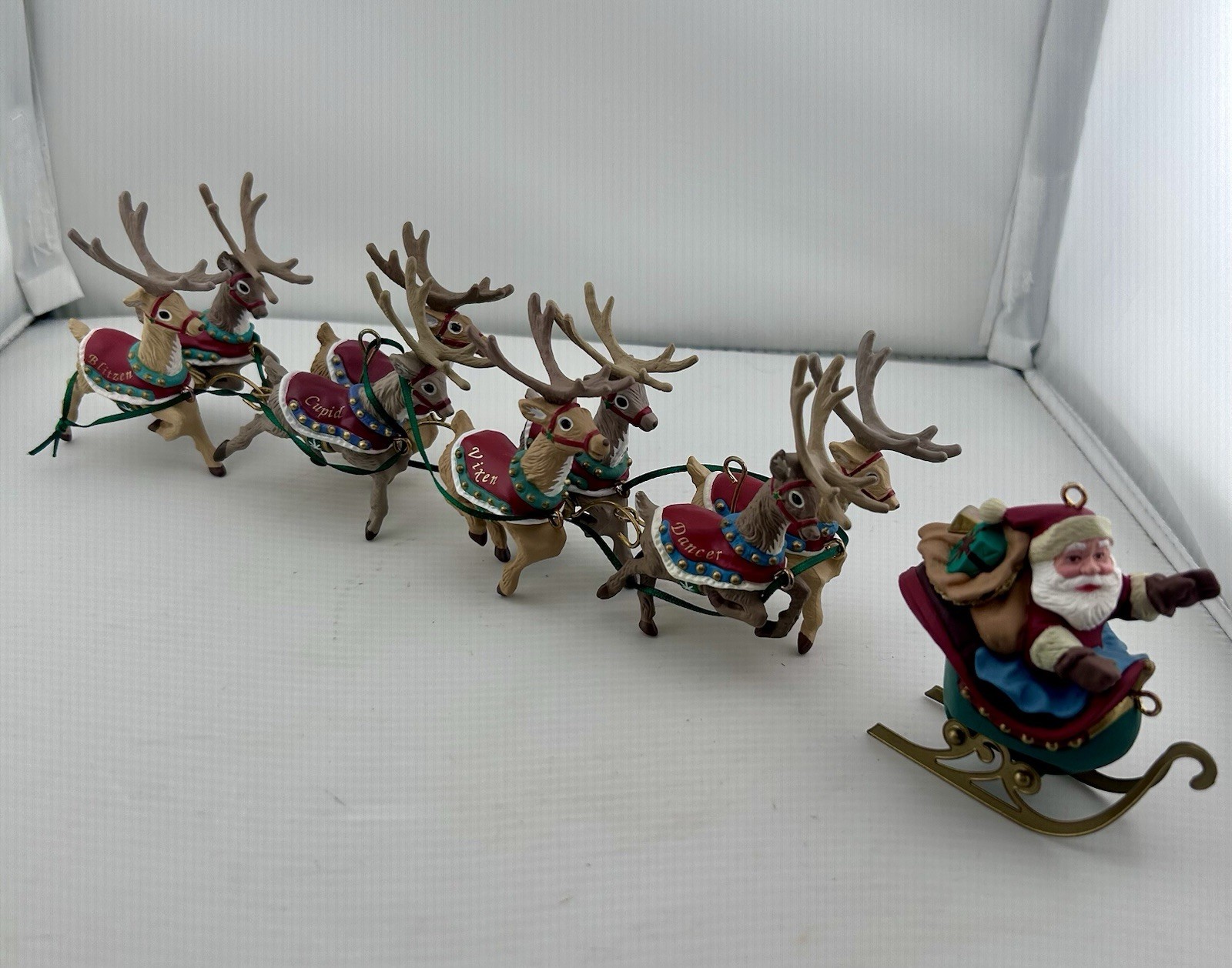 Vintage 1992 Hallmark Keepsake Santa and His Reindeer Ornament Set COMPLETE 5pc Vintage 1992 Hallmark Keepsake Santa and His Reindeer Ornament Set COMPLETE 5pc