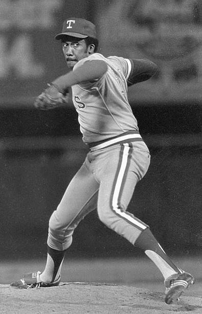 Ferguson Jenkins Of The Texas Rangers Pitching 1970s Old Baseball Photo