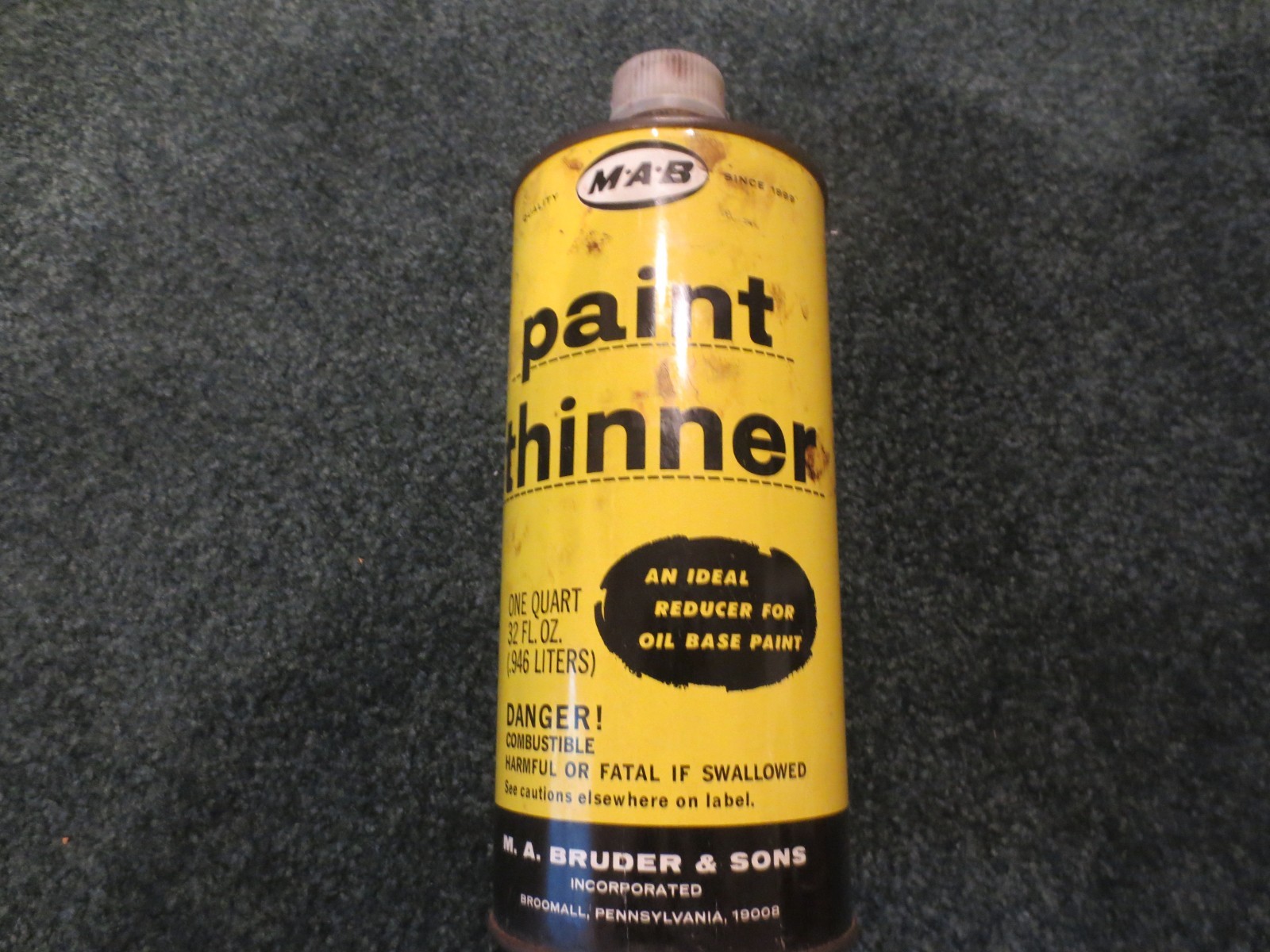 EARLY VINTAGE ORIGINAL \'MAB\' PAINT THINNER CAN - BROOMALL, PA EARLY VINTAGE ORIGINAL \'MAB\' PAINT THINNER CAN - BROOMALL, PA