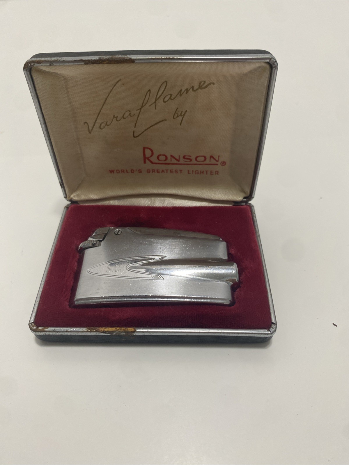 Vintage Ronson Varaflame Premier Butane Lighter w/ Original Case Vintage Ronson Varaflame Premier Butane Lighter w/ Original Case