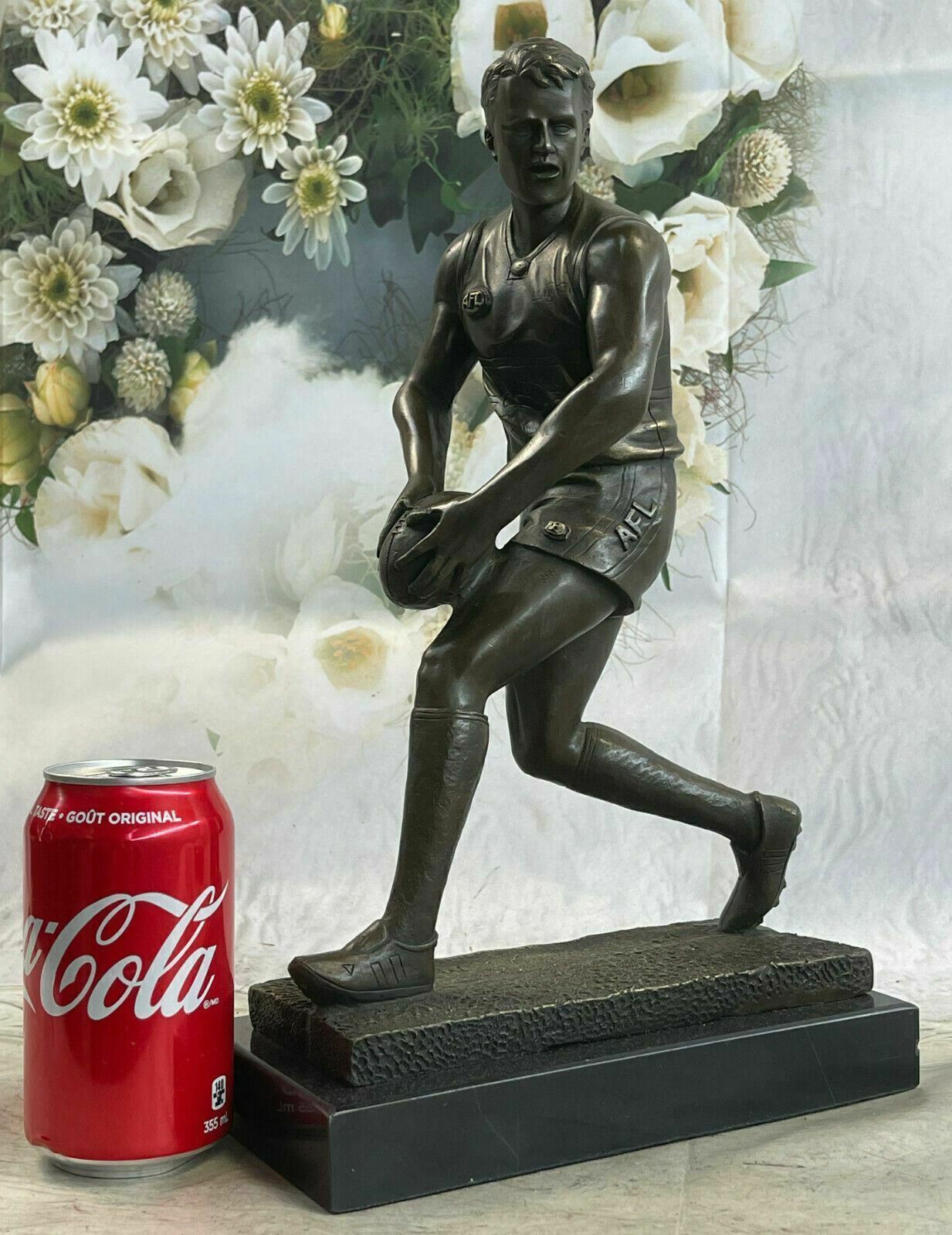 Bronze Statue Union League Rugby Football Player Trophy Sport Figurine Sculpture