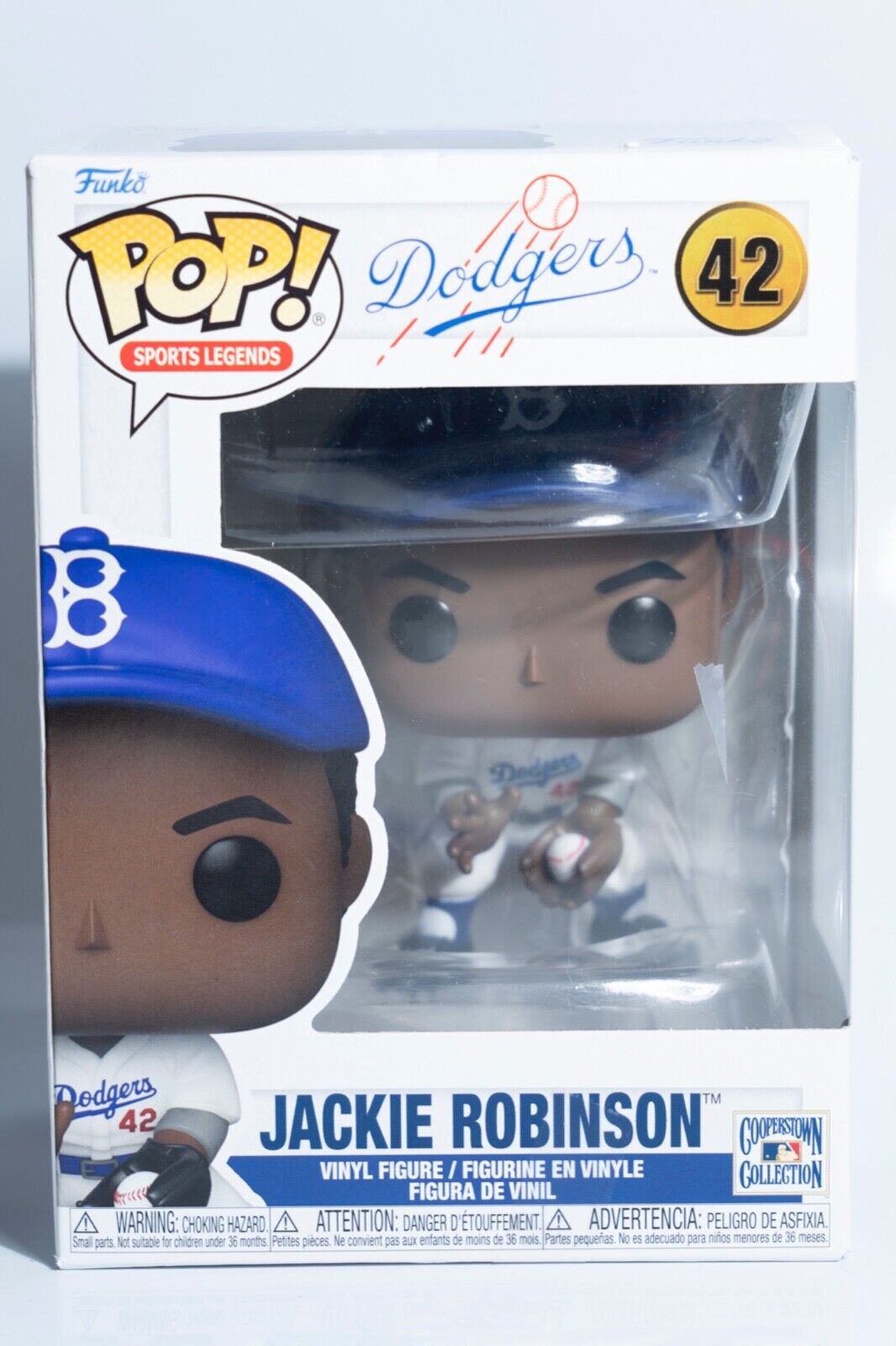 Funko Pop Sports Legends: Dodgers - Jackie Robinson Fielding Figure #42 Baseball
