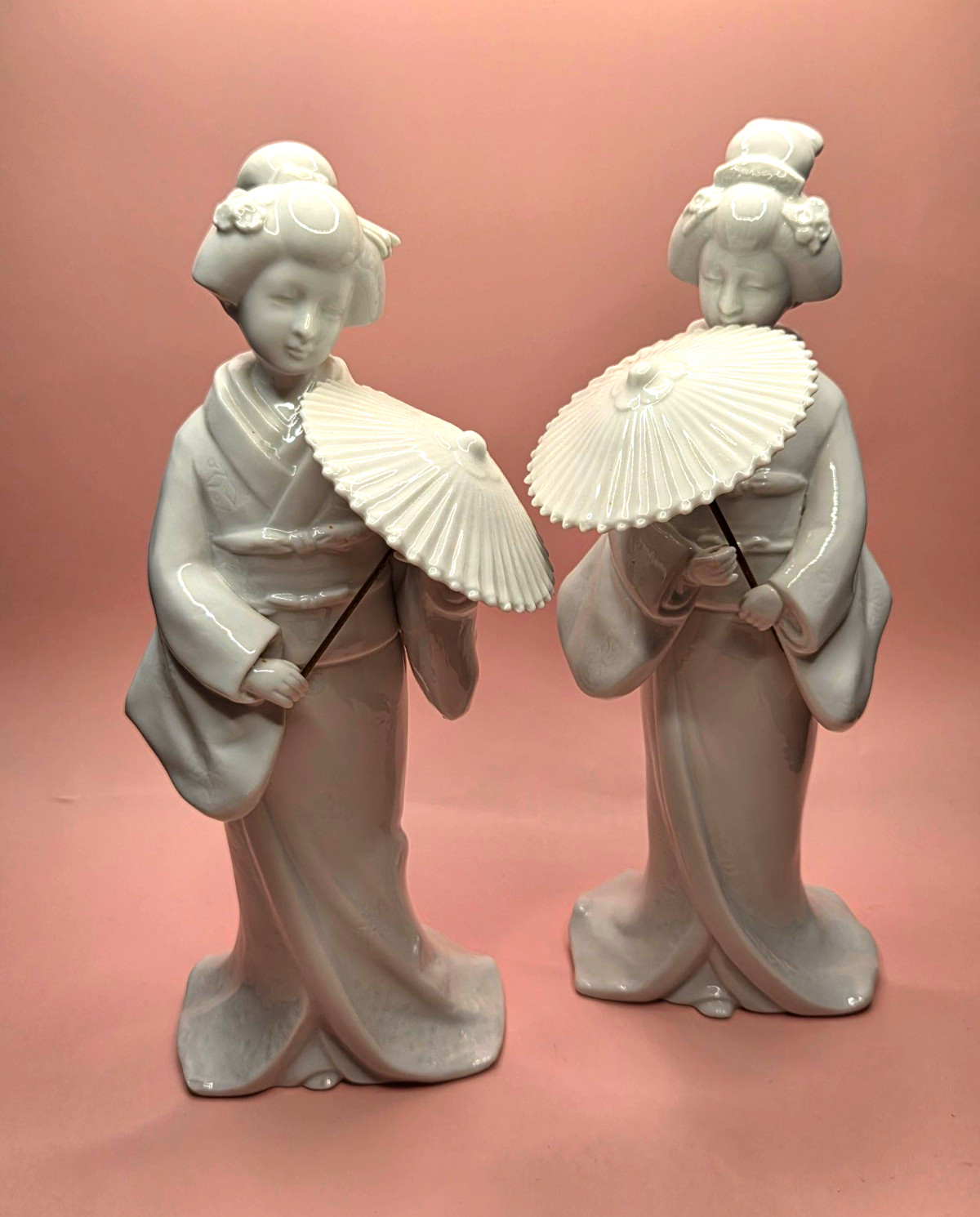 Vintage Whote Porcelain Japanese Geisha Figurine Pair Fan Floral Kimono 9 Vintage Whote Porcelain Japanese Geisha Figurine Pair Fan Floral Kimono 9