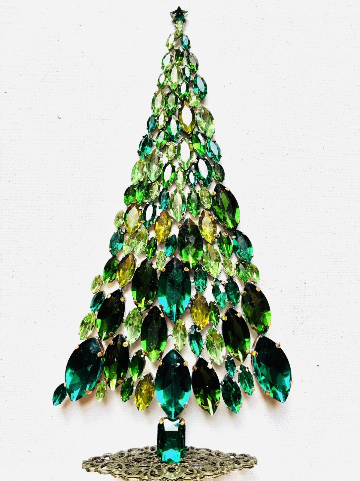 RHINESTONE XMAS TREE STAND VINTAGE ESTATE JEWELLERY ANTIQUE JEWELRY DECORATION RHINESTONE XMAS TREE STAND VINTAGE ESTATE JEWELLERY ANTIQUE JEWELRY DECORATION