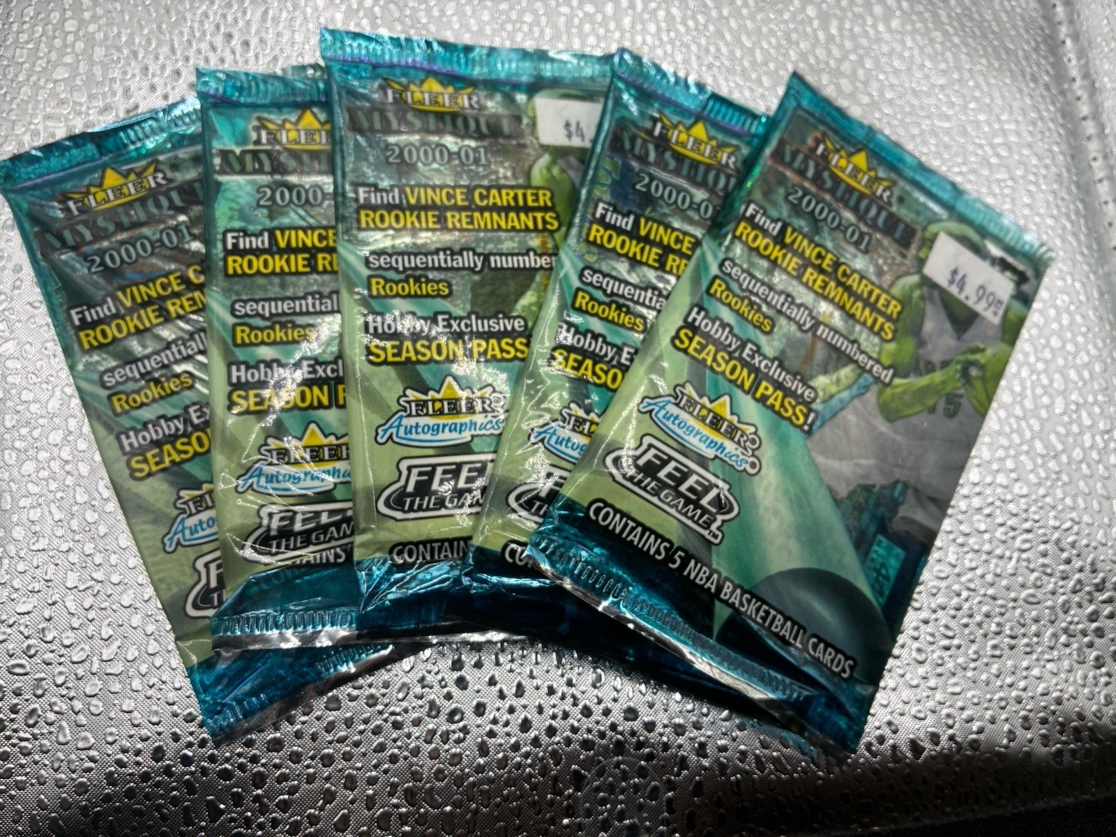 Fleer Fleer Ultra 2000 Hobby Exclusive Season Pass Sealed Pack Lot (5) Fleer Fleer Ultra 2000 Hobby Exclusive Season Pass Sealed Pack Lot (5)