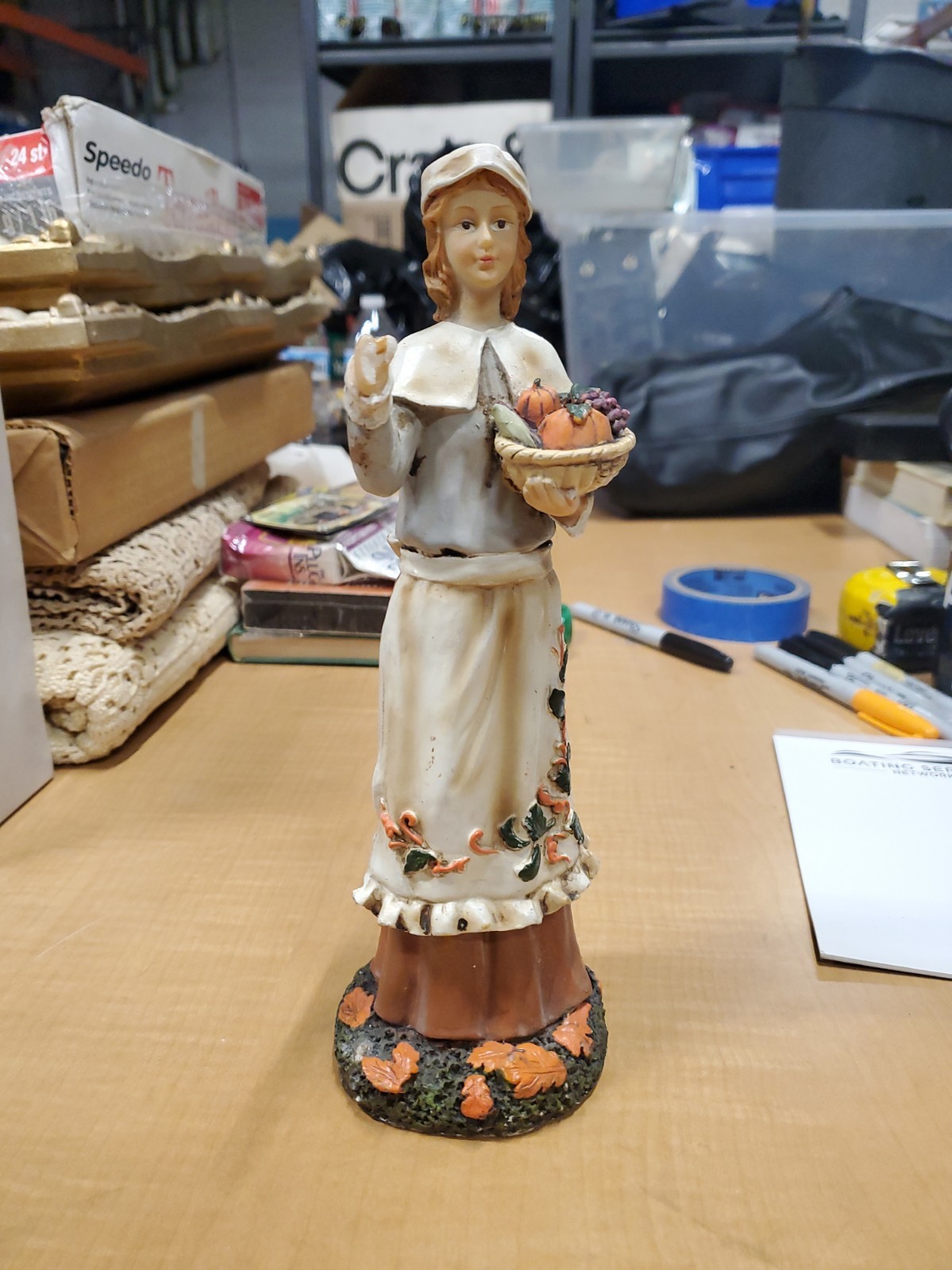 Vintage Thanksgiving Pilgrim Woman Figurine Vintage Thanksgiving Pilgrim Woman Figurine