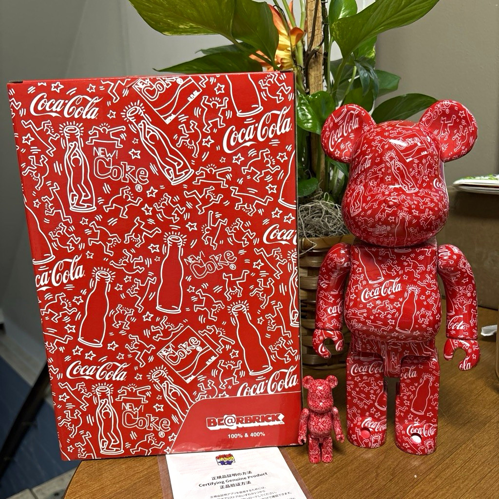 BE@RBRICK Coca-Cola x Keith Haring 100% & 400% DCon 2024 Exclusive