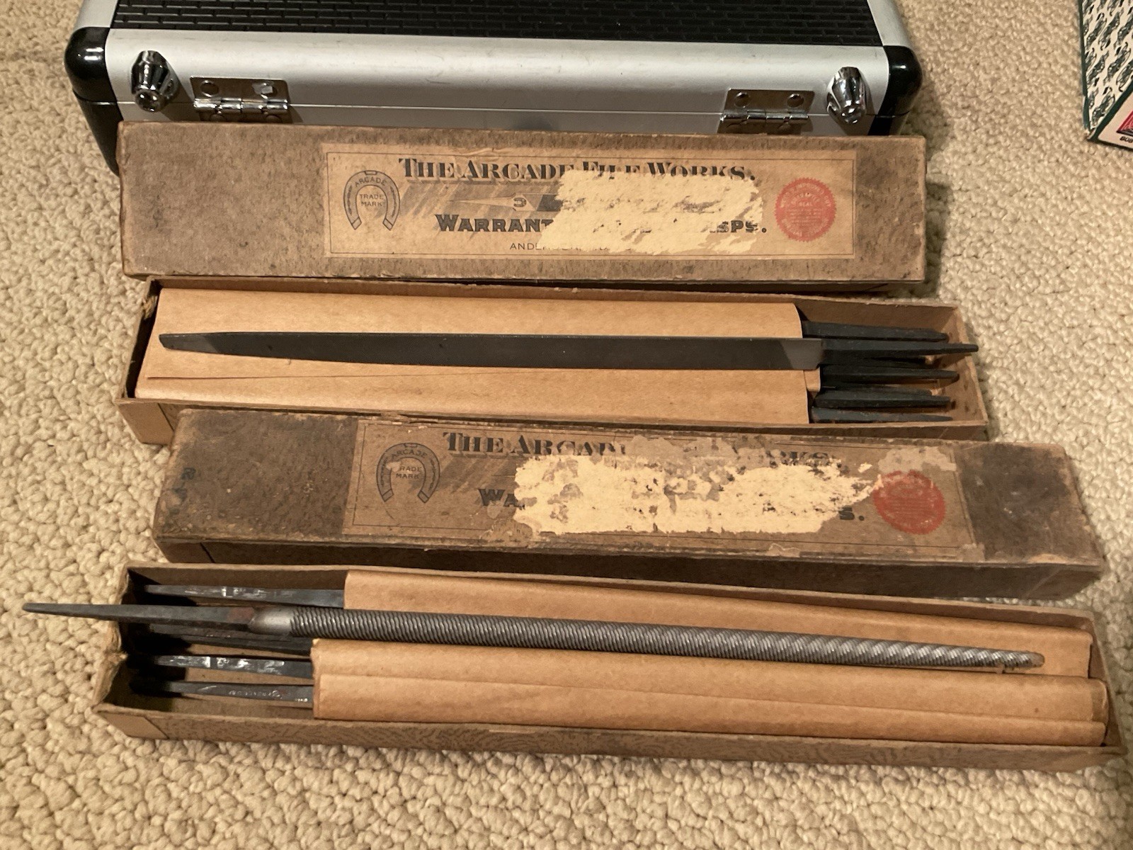 VTG NOS ARCADE FILE WORKS (6) 8” Rd. Bastards (12) 8” Slim Tapers VTG NOS ARCADE FILE WORKS (6) 8” Rd. Bastards (12) 8” Slim Tapers
