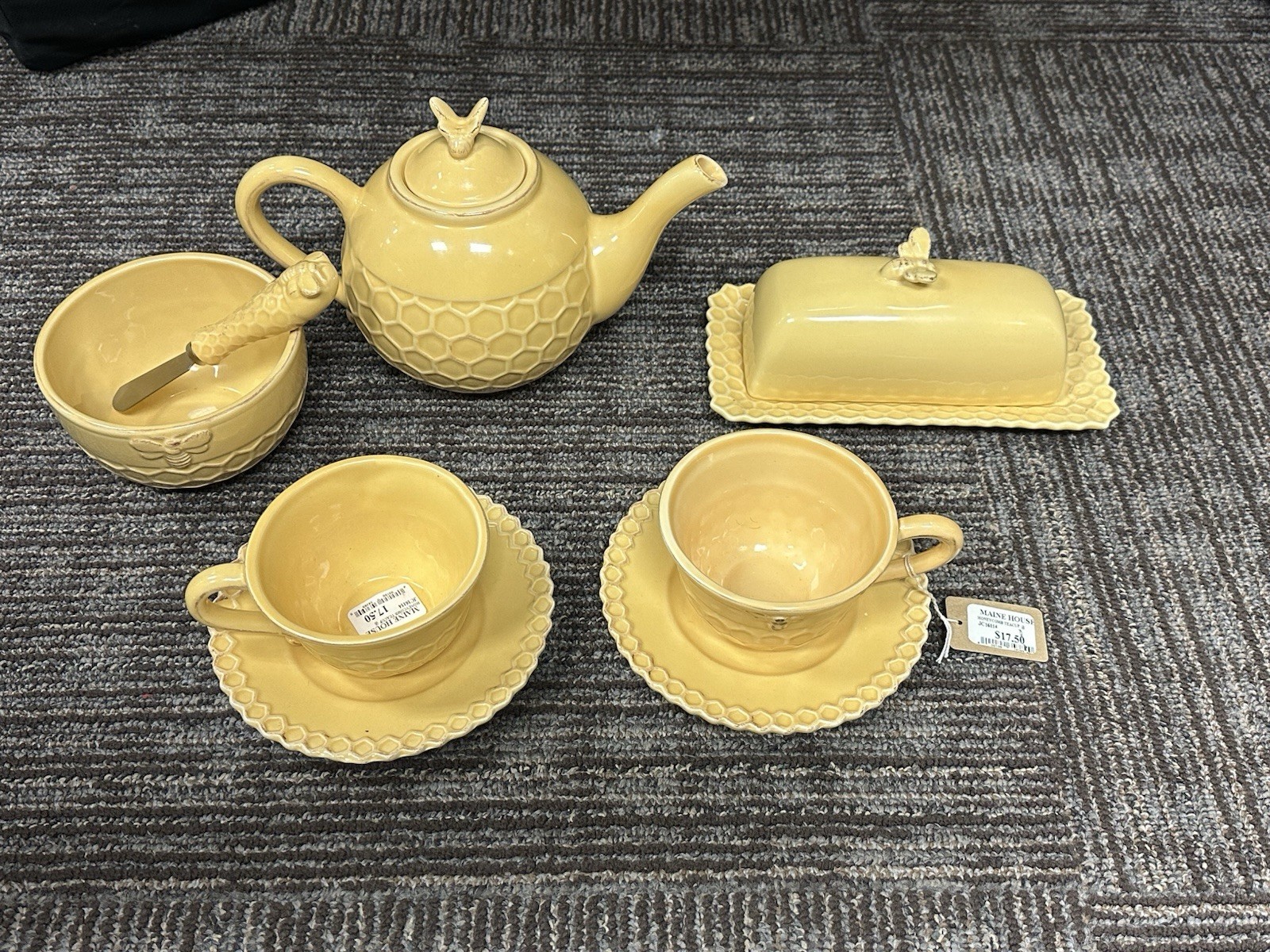 Honeycomb Teapot Boston International Yellow Bee With Multiple Pieces Honeycomb Teapot Boston International Yellow Bee With Multiple Pieces