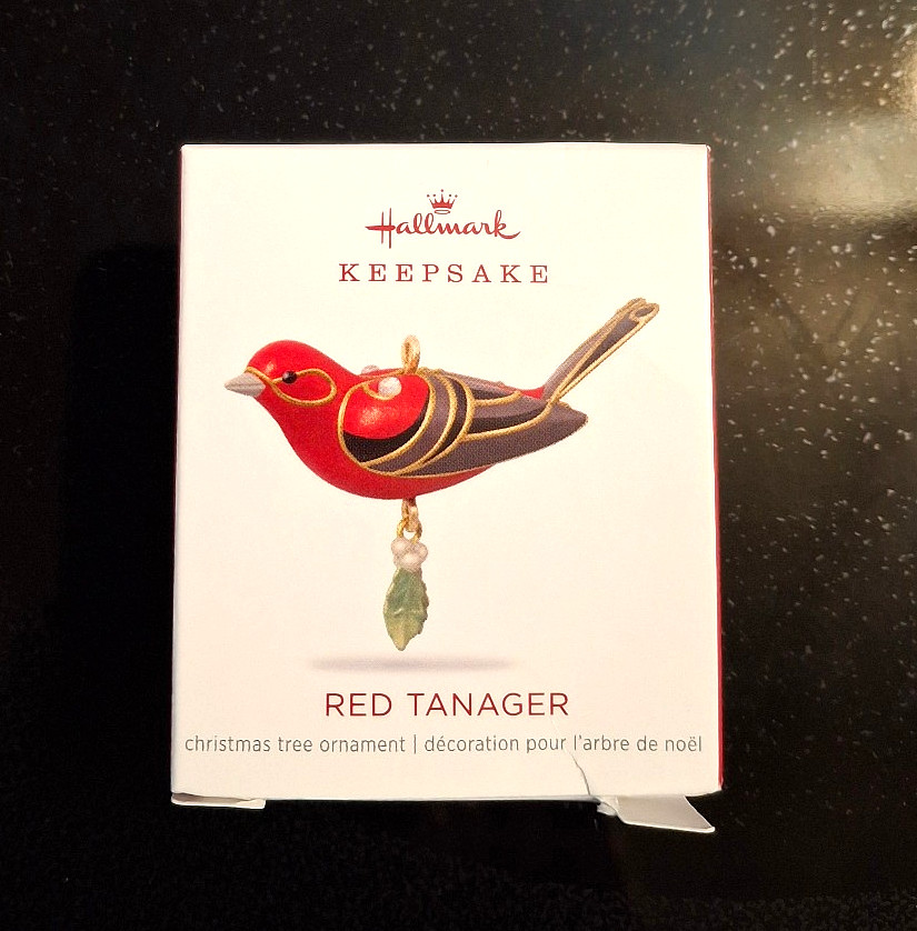 2015 Hallmark Keepsake Miniature Ornament RED TANAGER New in box (crinkled box) 2015 Hallmark Keepsake Miniature Ornament RED TANAGER New in box (crinkled box)
