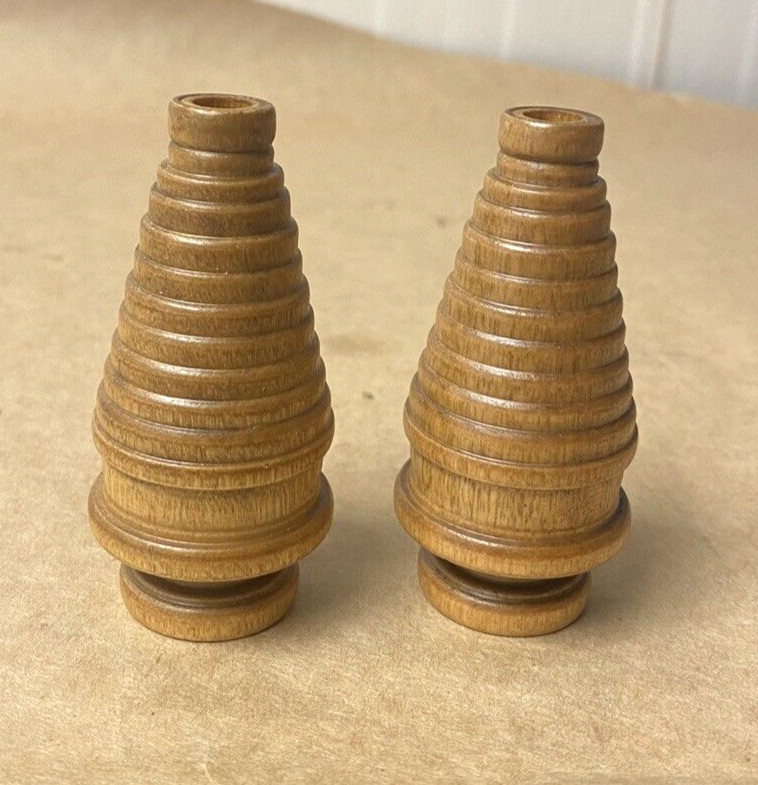 A Pair of 3 Inch Wooden Spools, Bobbins A Pair of 3 Inch Wooden Spools, Bobbins
