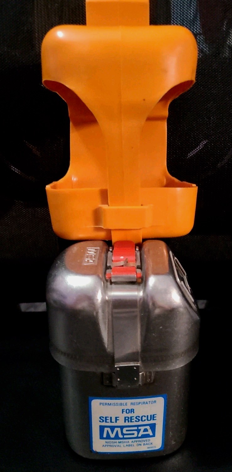 Vintage MSA W65 Self Rescuer Respirator New + Case / MSHA / Coal π₯ Vintage MSA W65 Self Rescuer Respirator New + Case / MSHA / Coal π₯