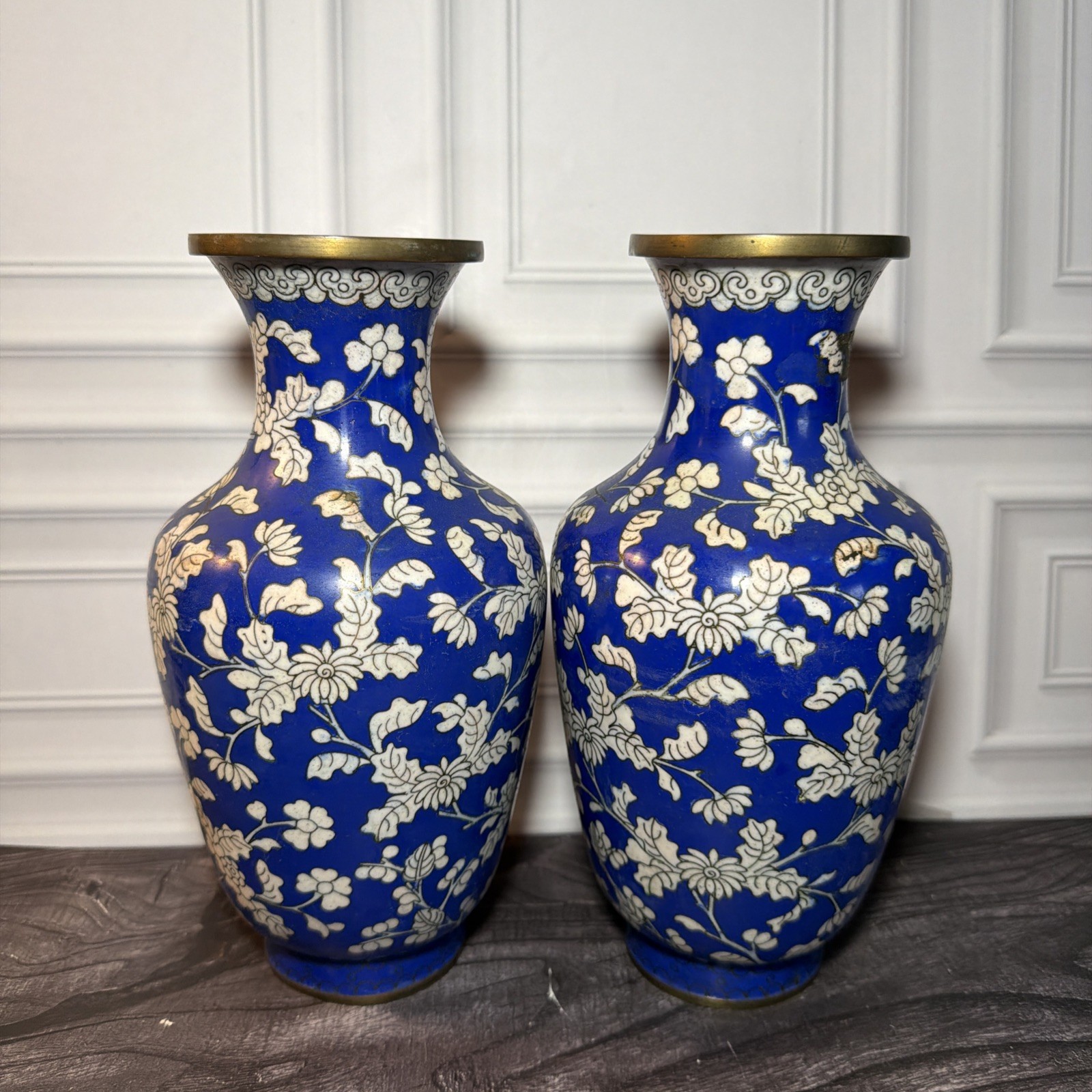 Pair Vintage Chinese Cloisonne Blue and White Floral Enamel Brass Vases 9 Pair Vintage Chinese Cloisonne Blue and White Floral Enamel Brass Vases 9