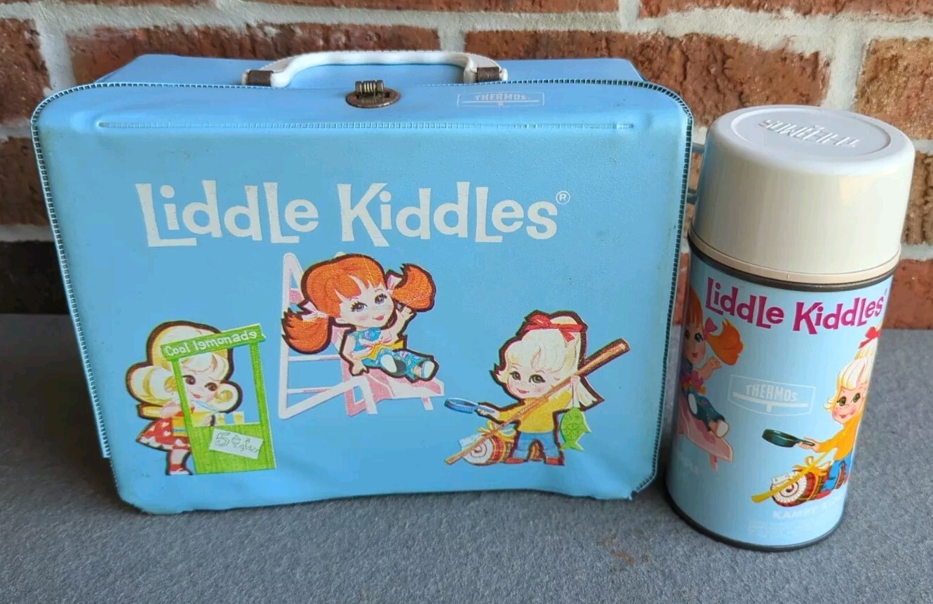 VINTAGE 1968 KING SEELEY MATTEL LIDDLE KIDDLES VINYL LUNCH BOX With THERMOS VINTAGE 1968 KING SEELEY MATTEL LIDDLE KIDDLES VINYL LUNCH BOX With THERMOS