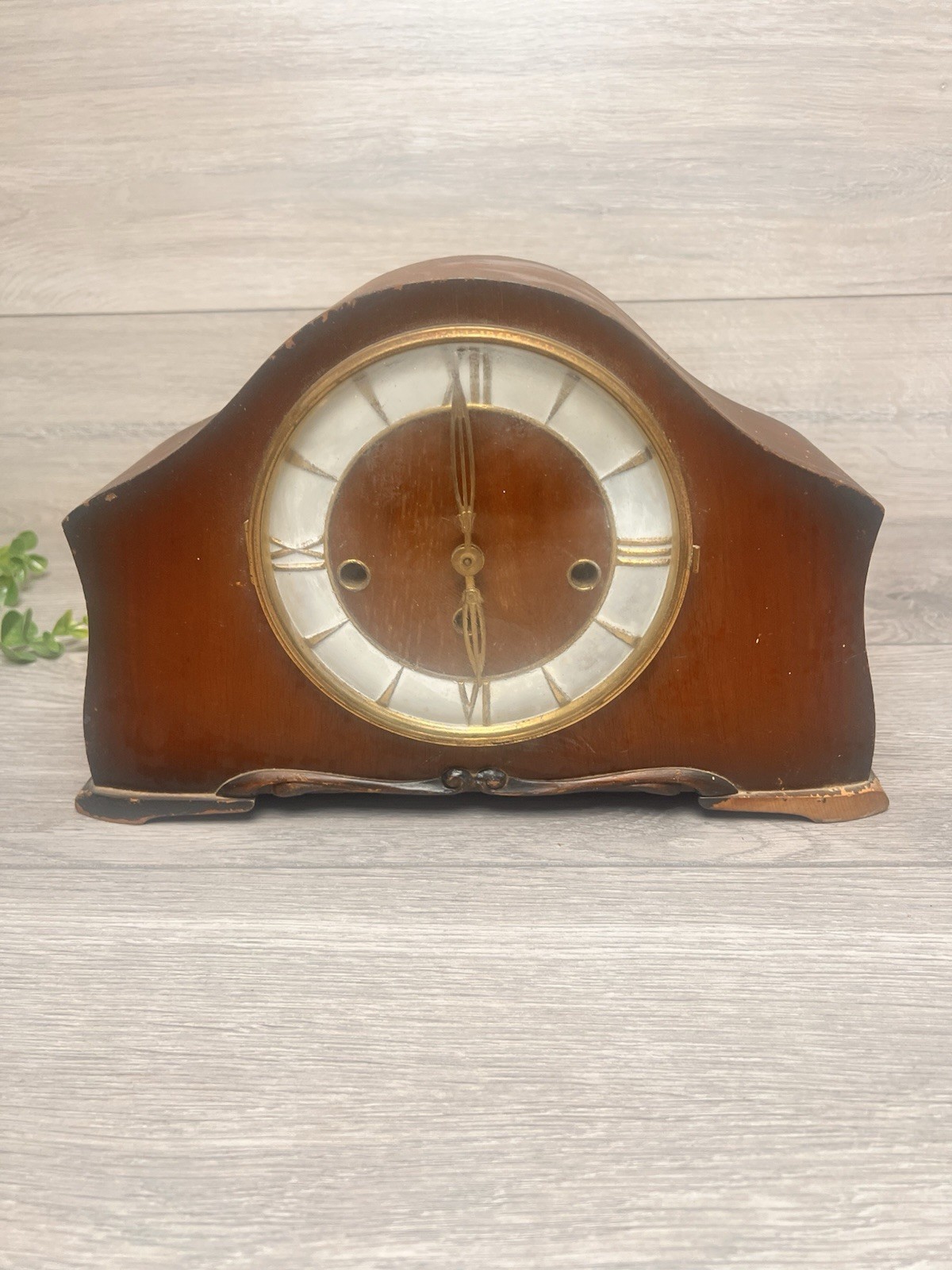 Vintage Mechanical Mantel Clock Brown Wood Not Working Vintage Mechanical Mantel Clock Brown Wood Not Working