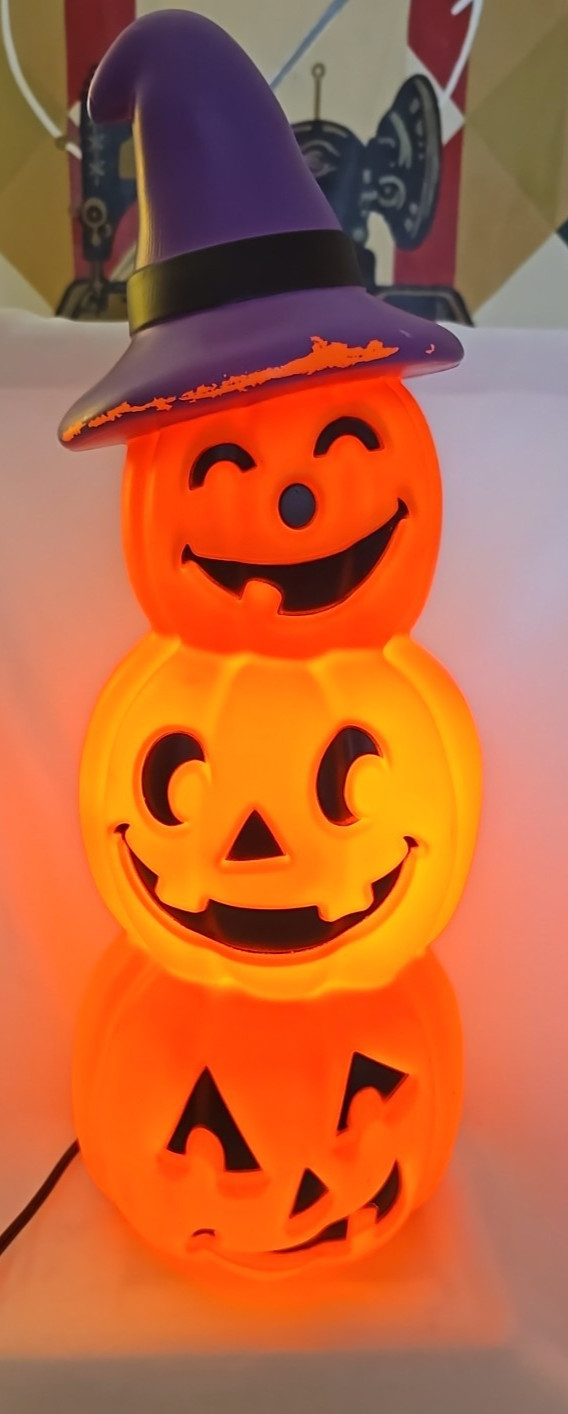 Blow mold Halloween 17\ Blow mold Halloween 17\