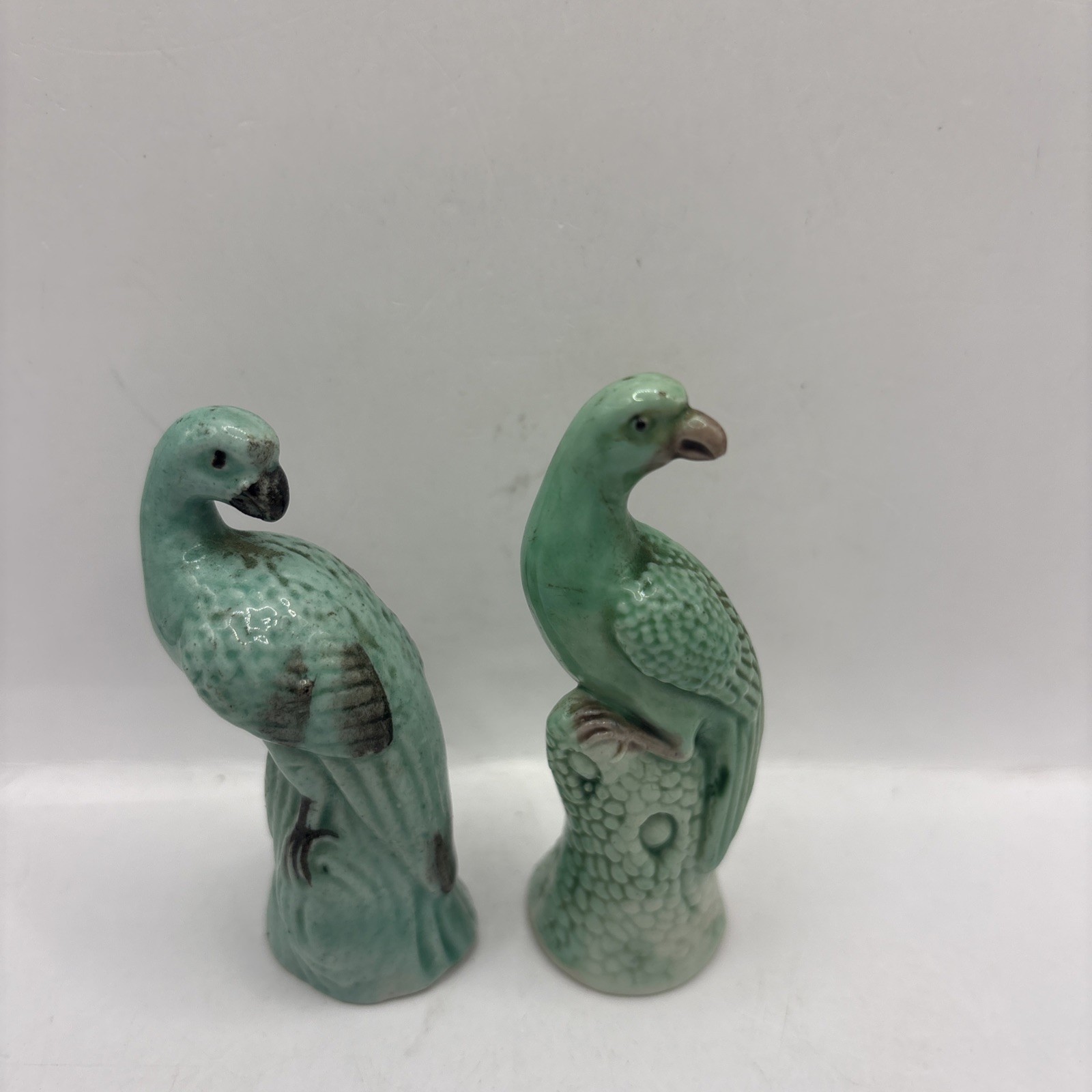 Vintage Pair Chinese Export Green Porcelain Parrot Figurines Sancai Mini RARE Vintage Pair Chinese Export Green Porcelain Parrot Figurines Sancai Mini RARE